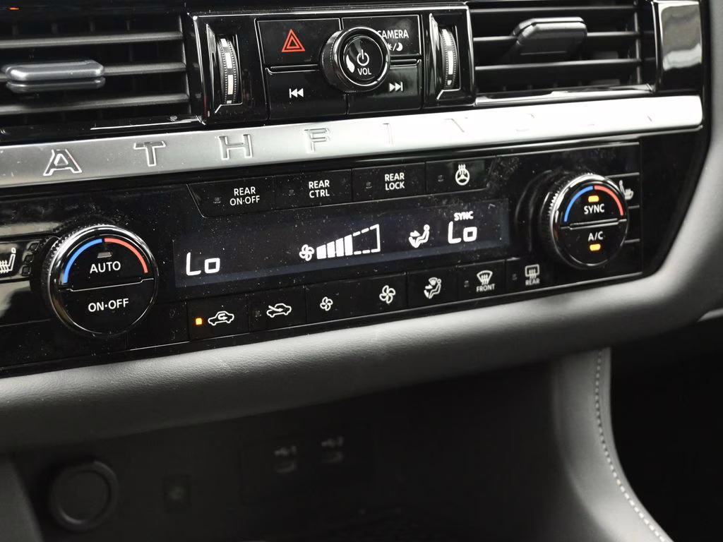 2026 Super Black Nissan Pathfinder SL 4X4 SUV