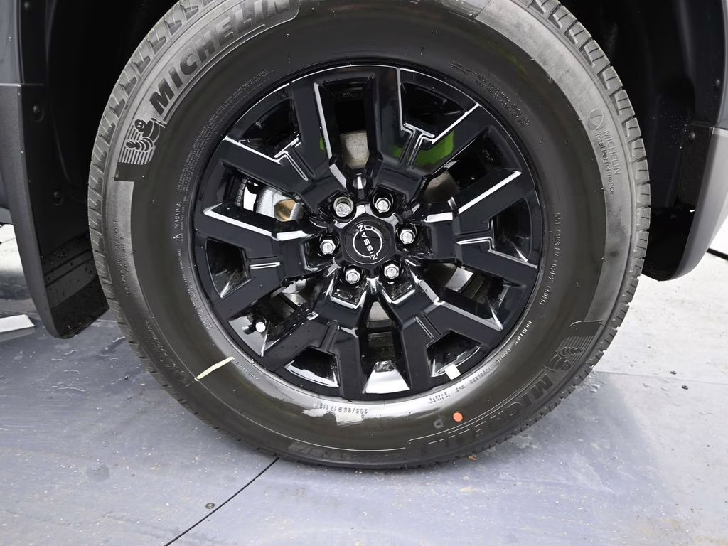 2026 Gun Metallic Nissan Frontier SV 4X4 Truck