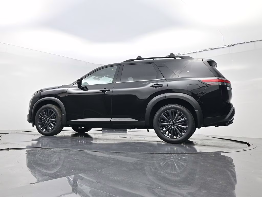 2026 Super Black Nissan Pathfinder SL 4X4 SUV