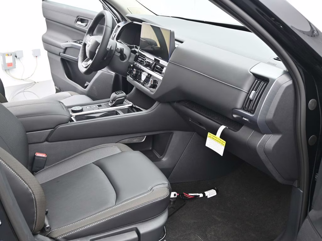 2026 Super Black Nissan Pathfinder SL 4X4 SUV