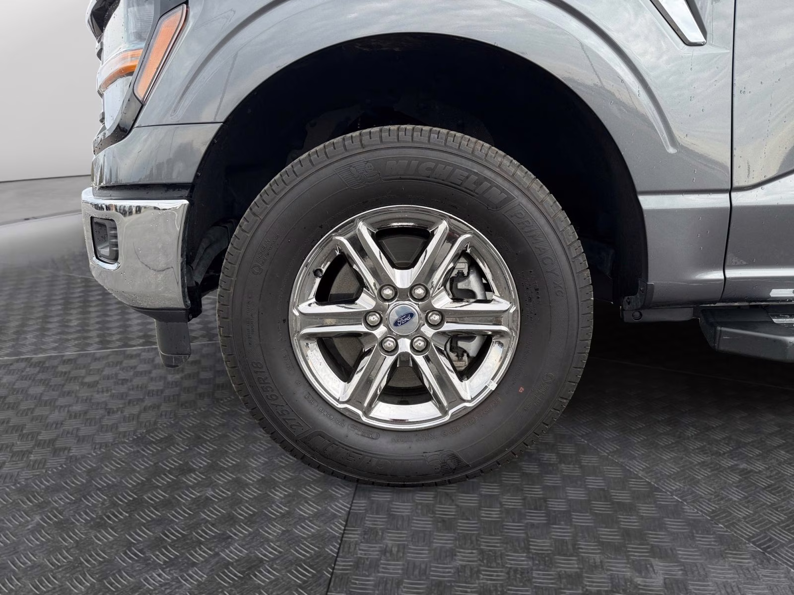 2025 Carbonized Gray Metallic Ford F-150 XLT 4X4 Truck