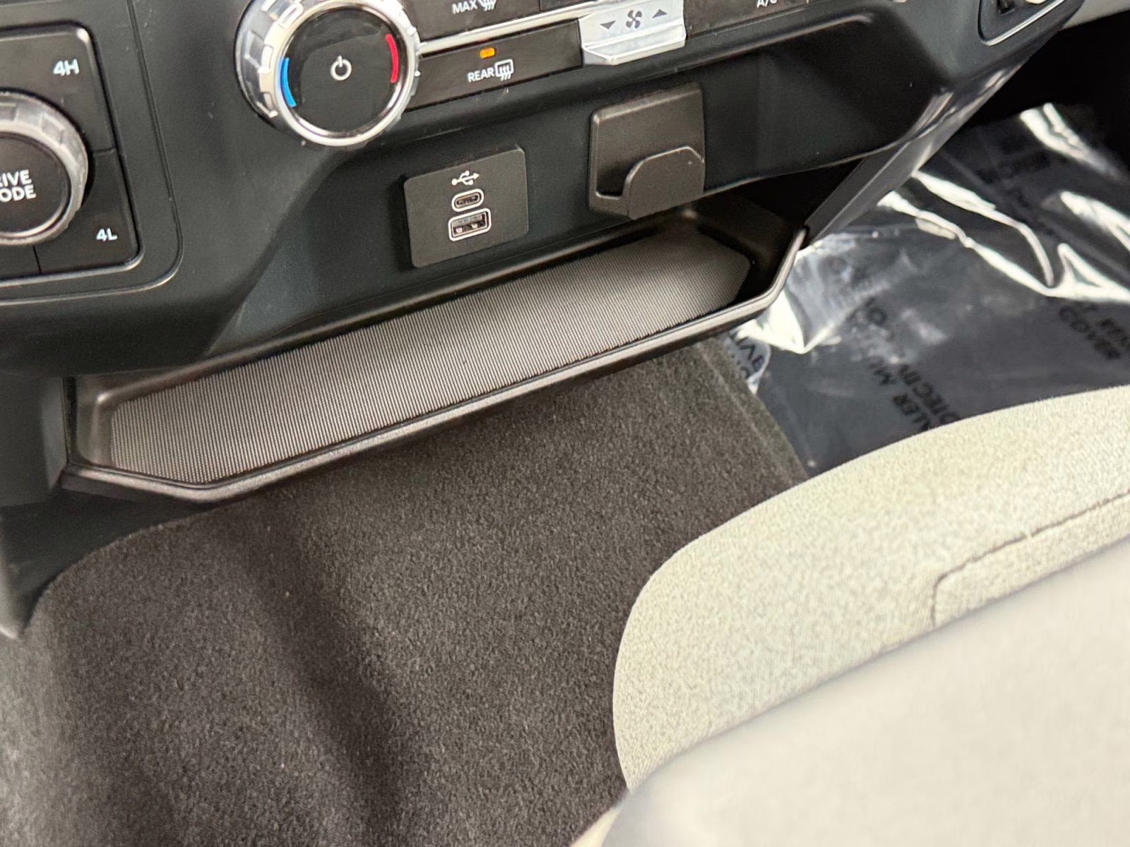 2025 Carbonized Gray Metallic Ford F-150 XLT 4X4 Truck