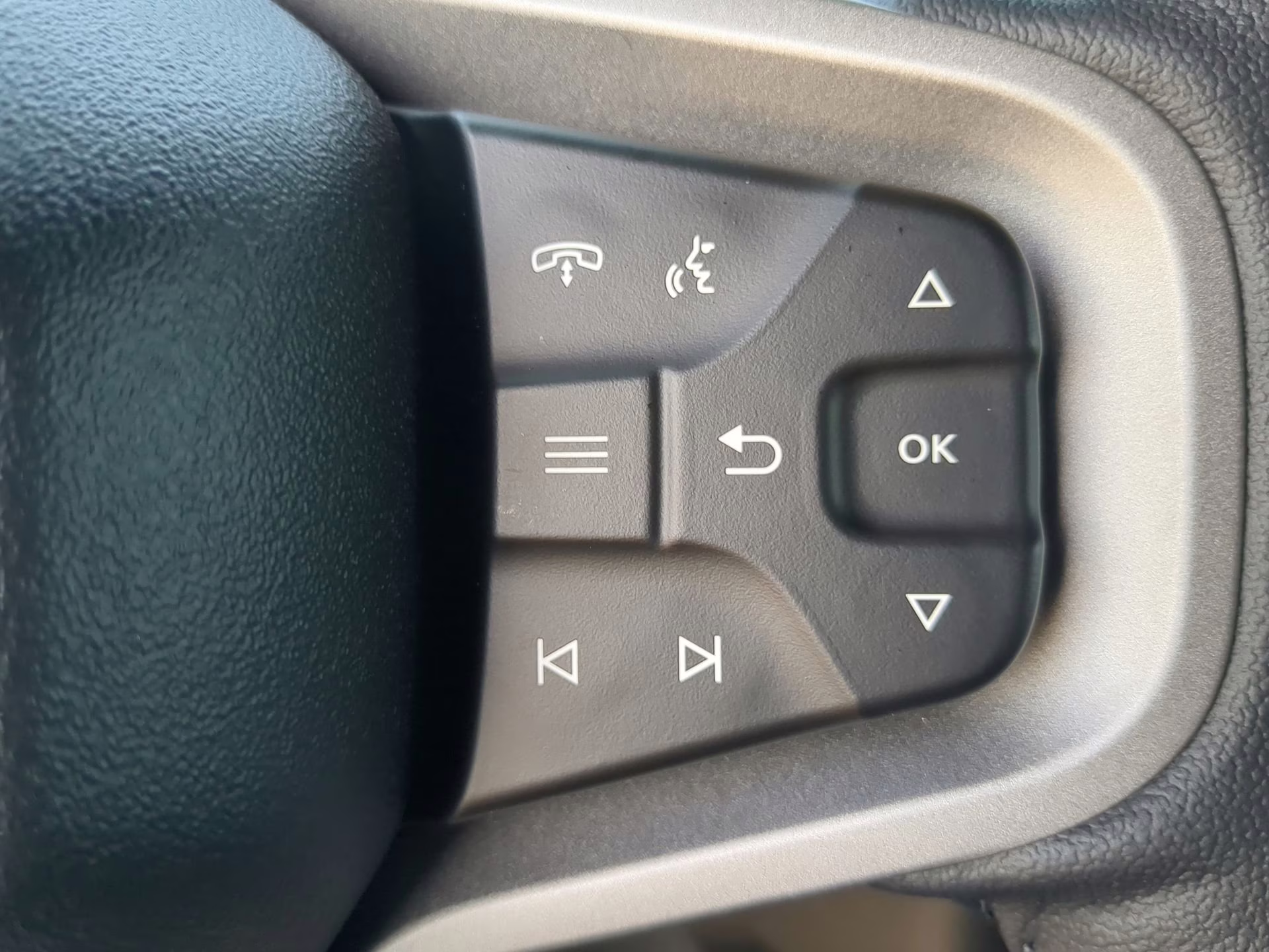 2026 Oxford White Ford Bronco Outer Banks 4X4 Convertible