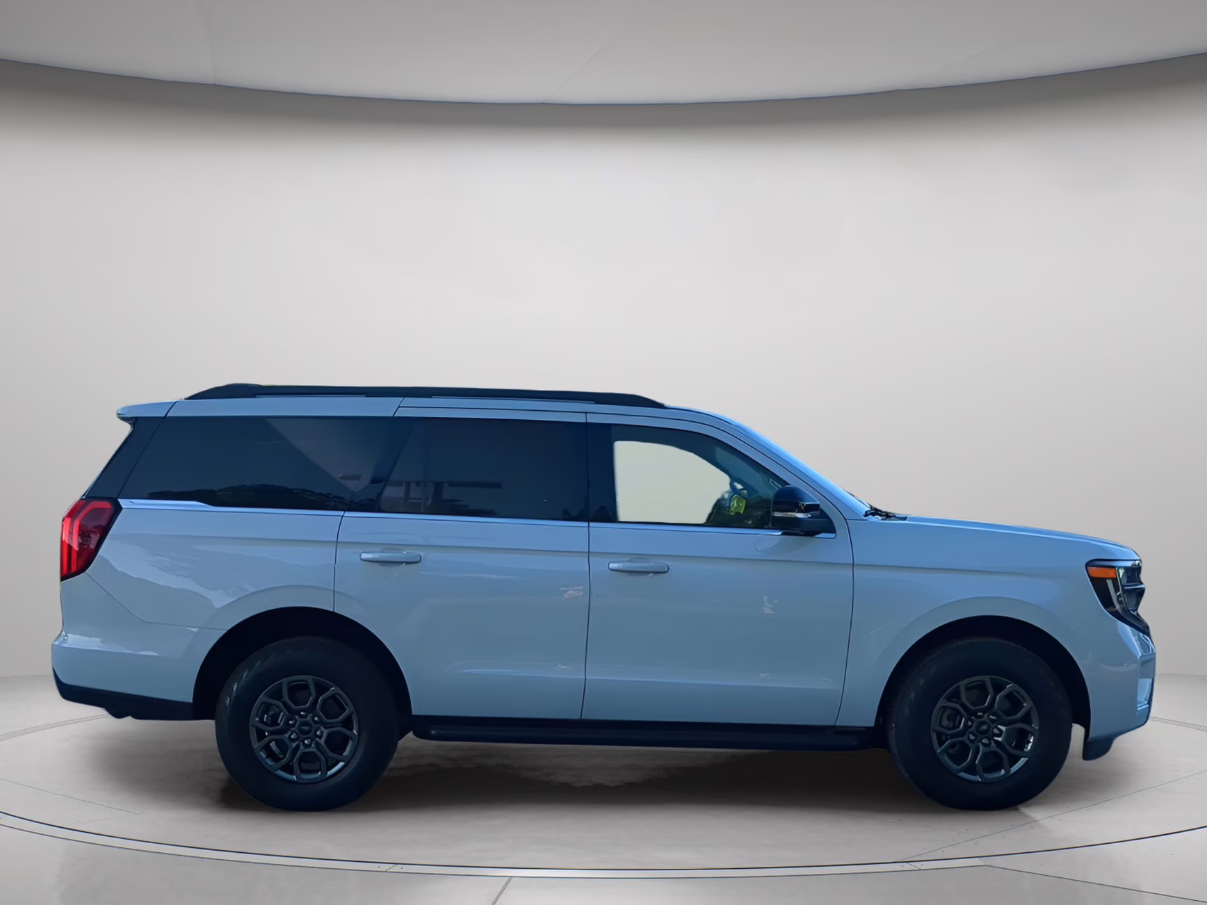 2026 Space Silver Metallic Ford Expedition Active RWD SUV