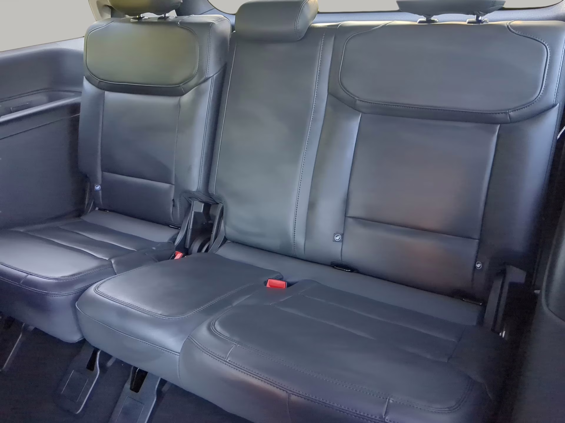 2026 Space Silver Metallic Ford Expedition Active RWD SUV