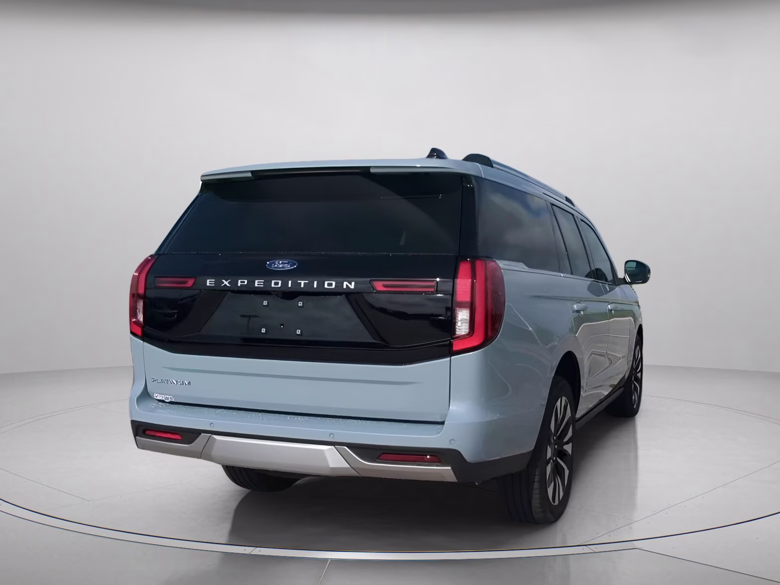 2026 Glacier Gray Metallic Tri-Coat Ford Expedition Platinum 4X4 SUV