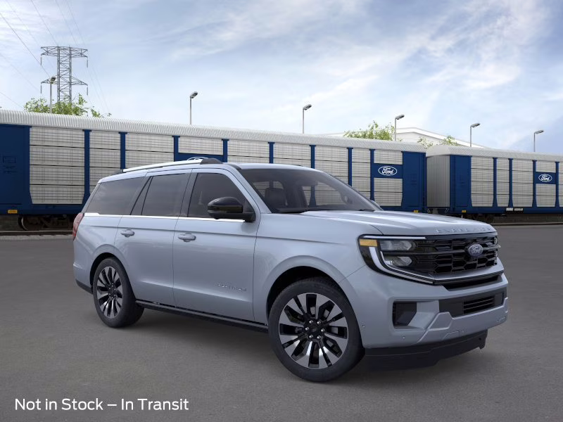 2026 Glacier Gray Metallic Tri-Coat Ford Expedition Platinum 4X4 SUV
