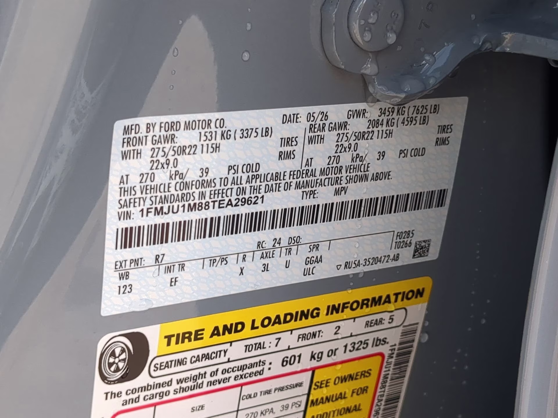2026 Glacier Gray Metallic Tri-Coat Ford Expedition Platinum 4X4 SUV