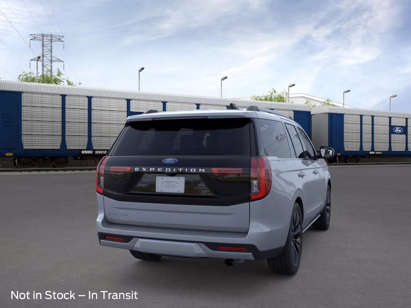 2026 Glacier Gray Metallic Tri-Coat Ford Expedition Platinum 4X4 SUV