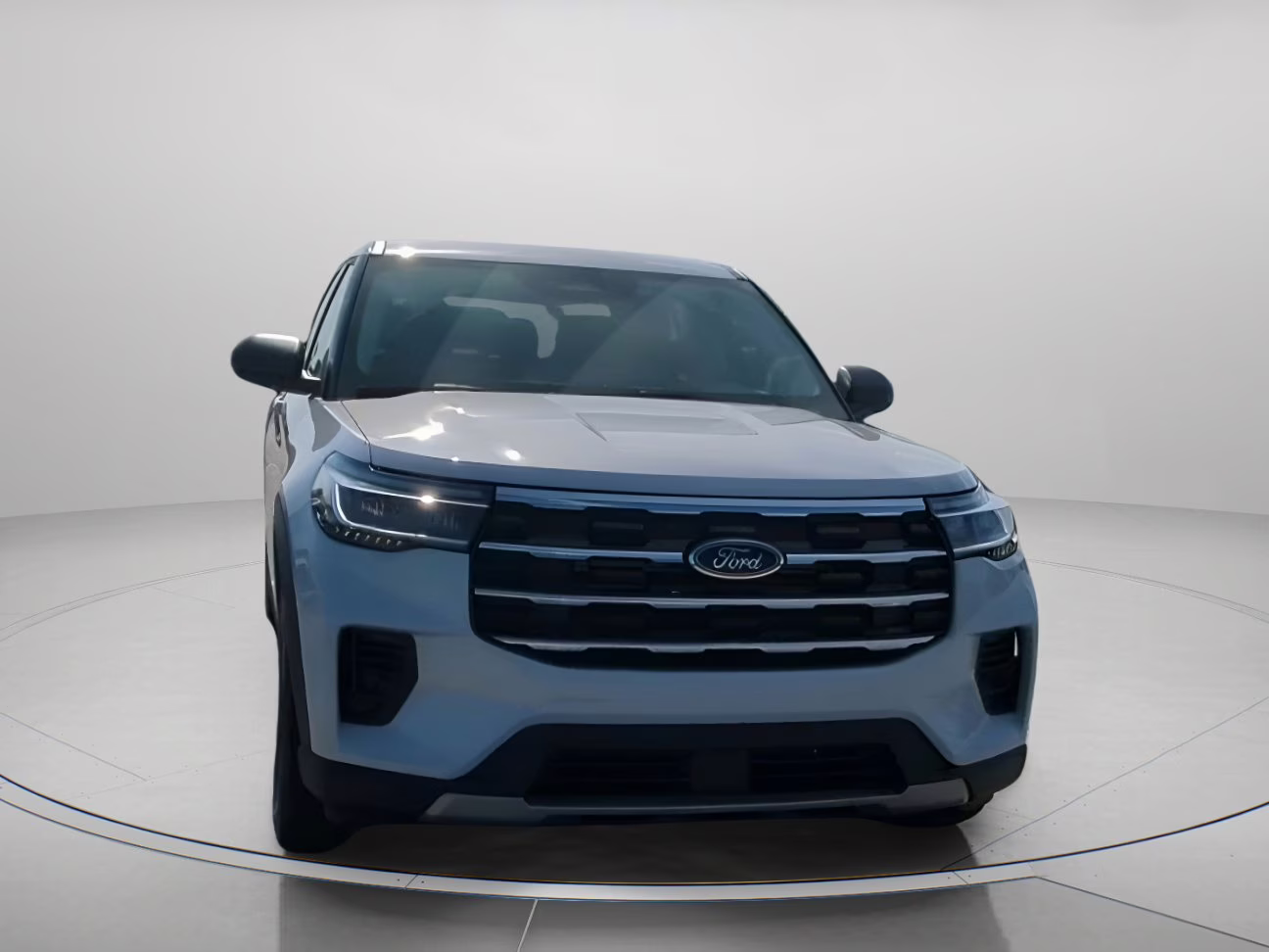 2026 Space White Metallic Ford Explorer Active RWD SUV
