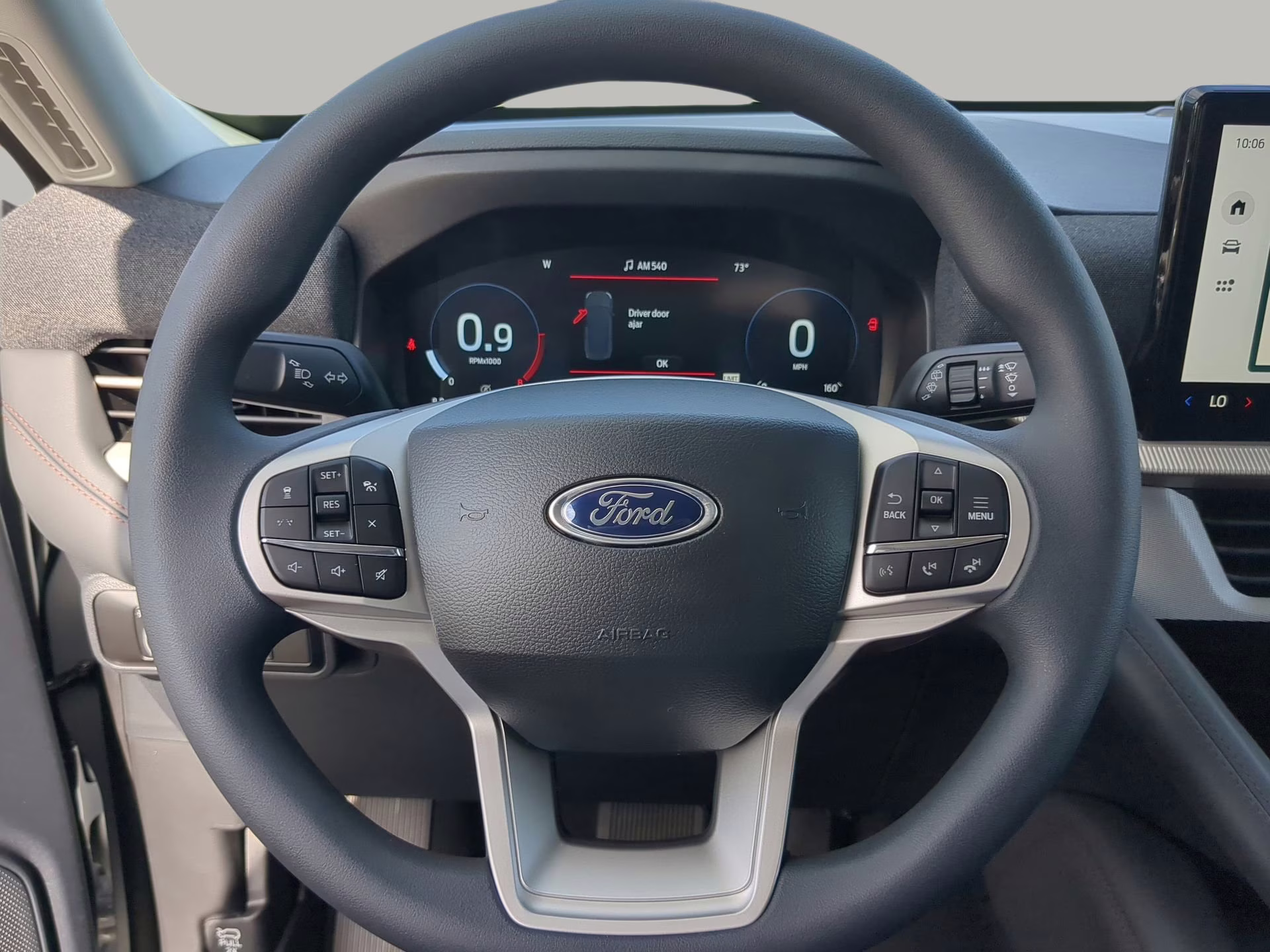 2026 Space White Metallic Ford Explorer Active RWD SUV