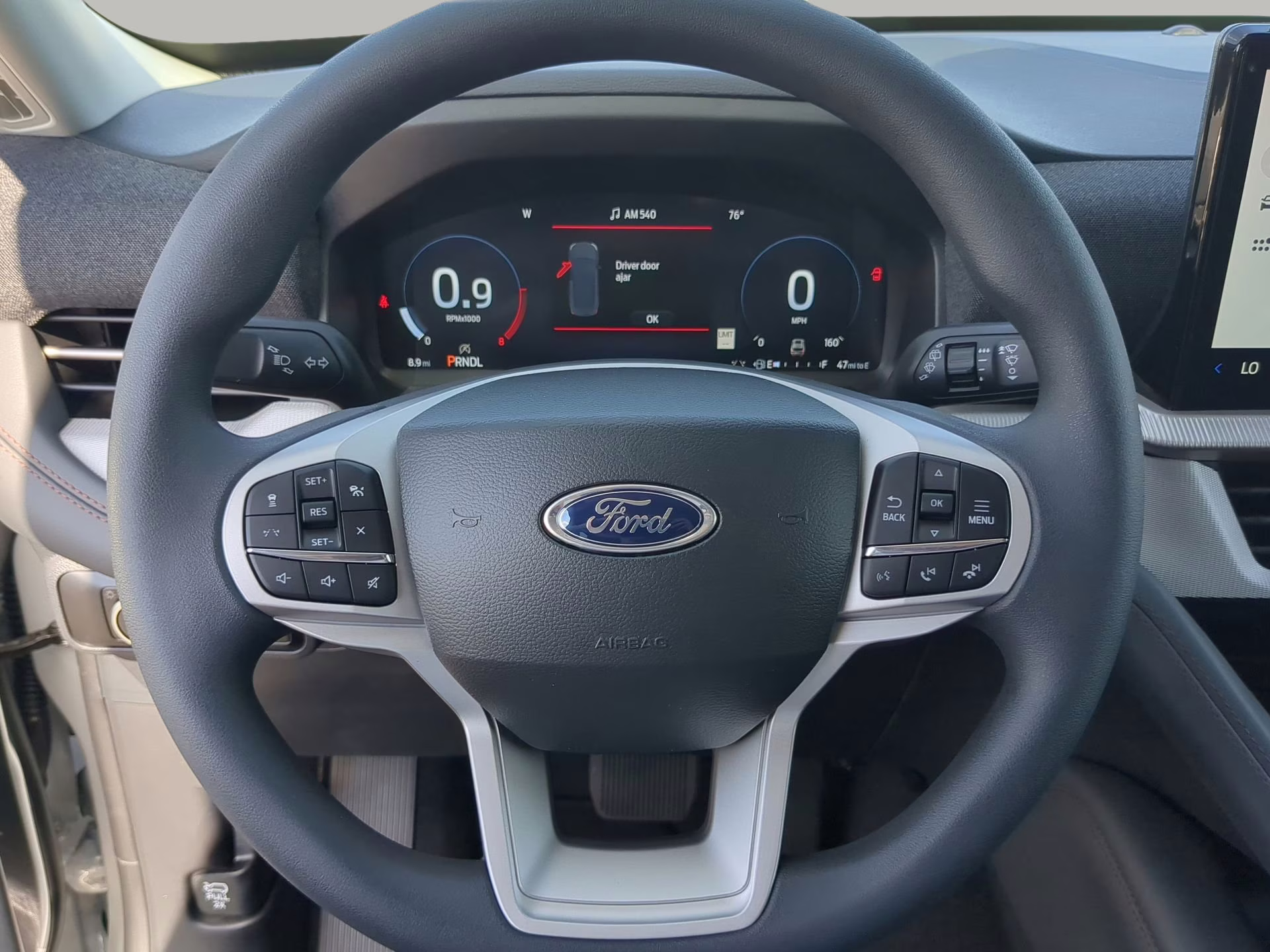 2026 Space White Metallic Ford Explorer Active RWD SUV