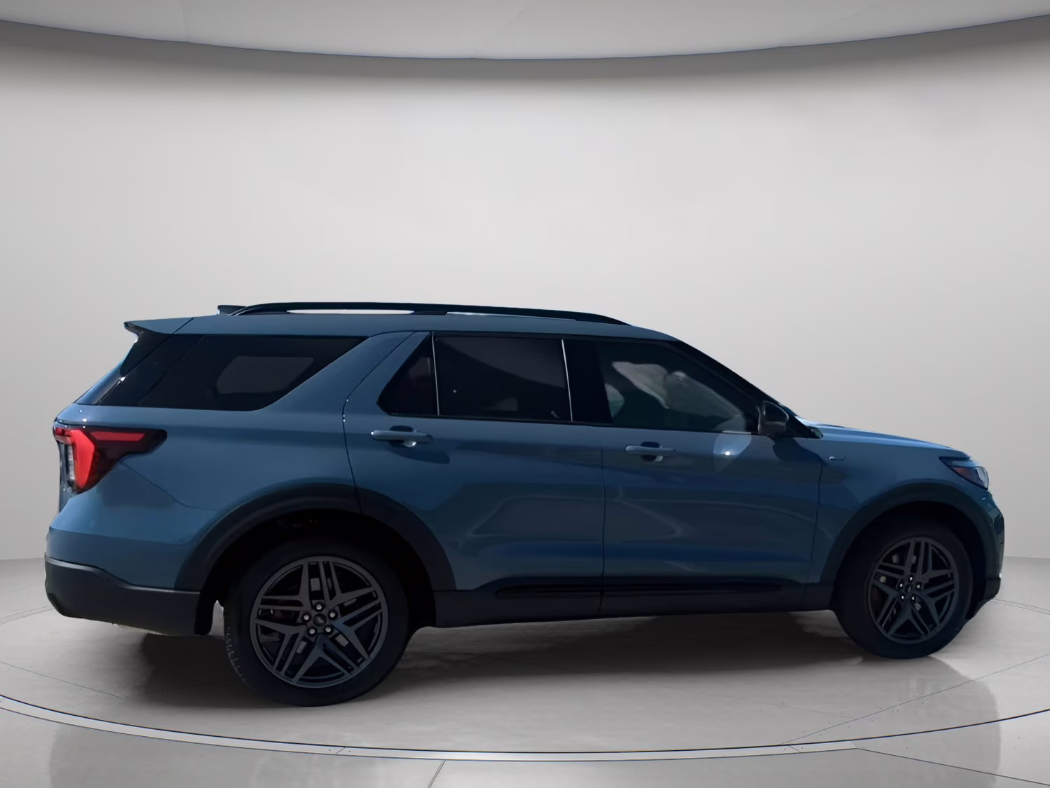 2026 Vapor Blue Metallic Ford Explorer ST-Line RWD SUV