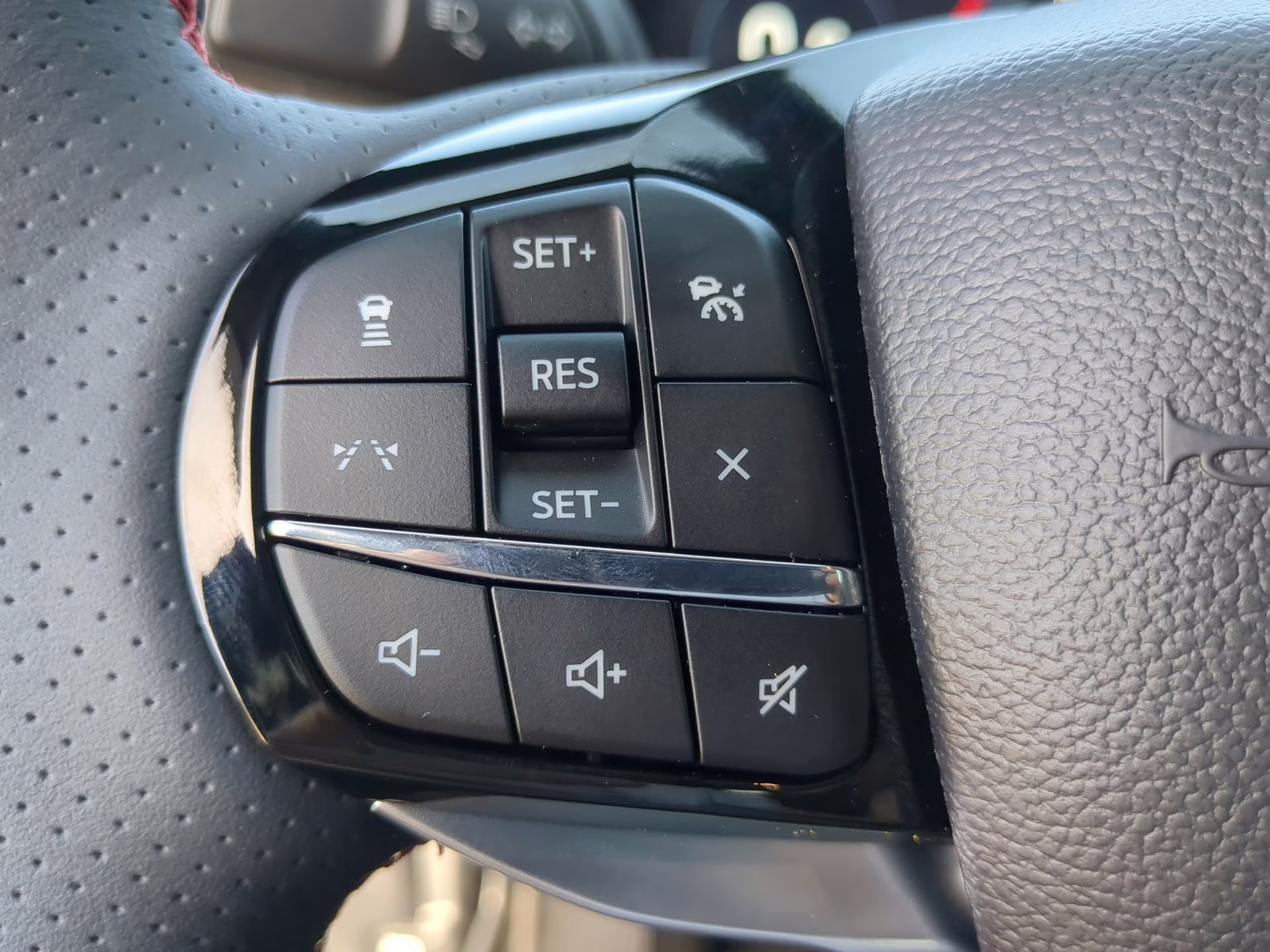 2026 Vapor Blue Metallic Ford Explorer ST-Line RWD SUV