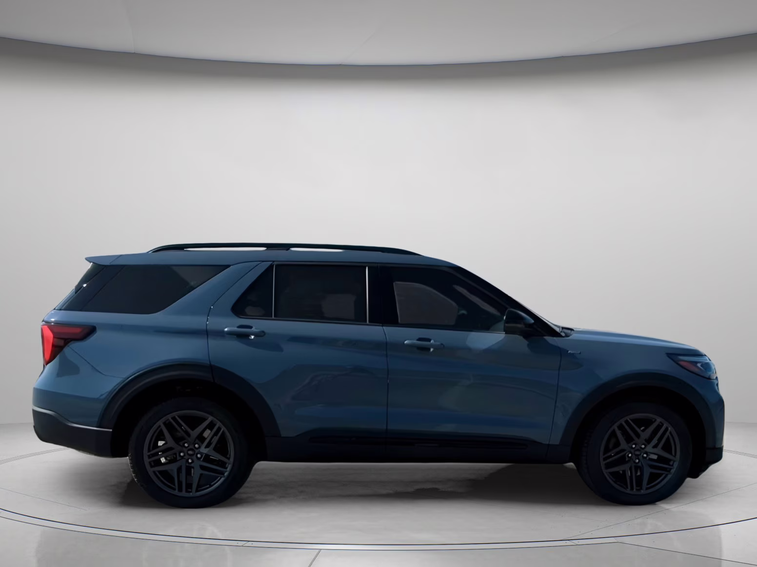2026 Vapor Blue Metallic Ford Explorer ST-Line RWD SUV