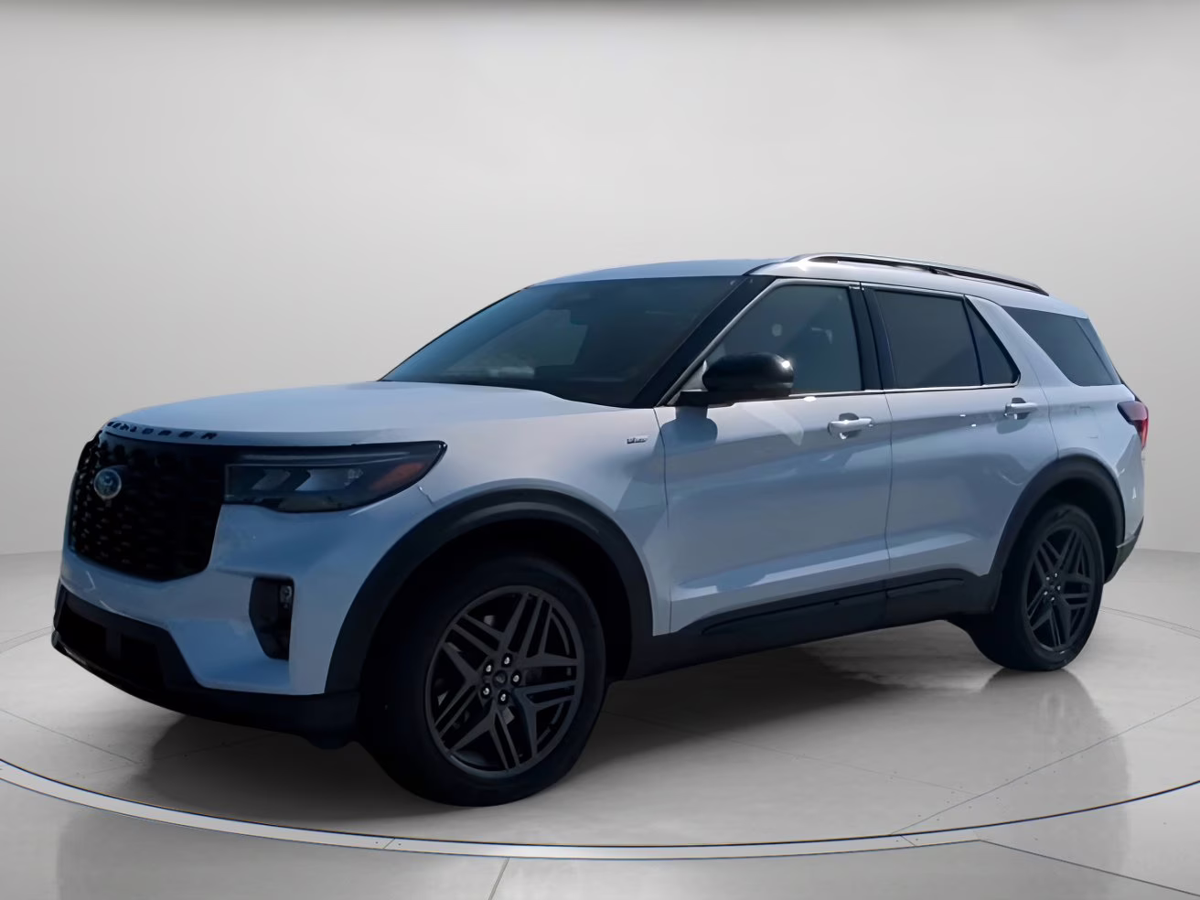 2026 Space White Metallic Ford Explorer ST-Line RWD SUV