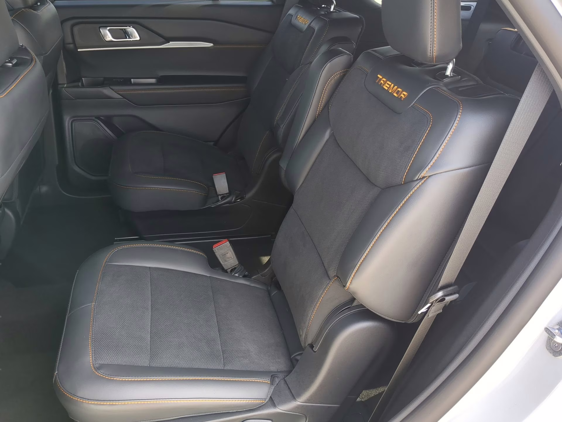 2026 Space White Metallic Ford Explorer Tremor 4X4 SUV