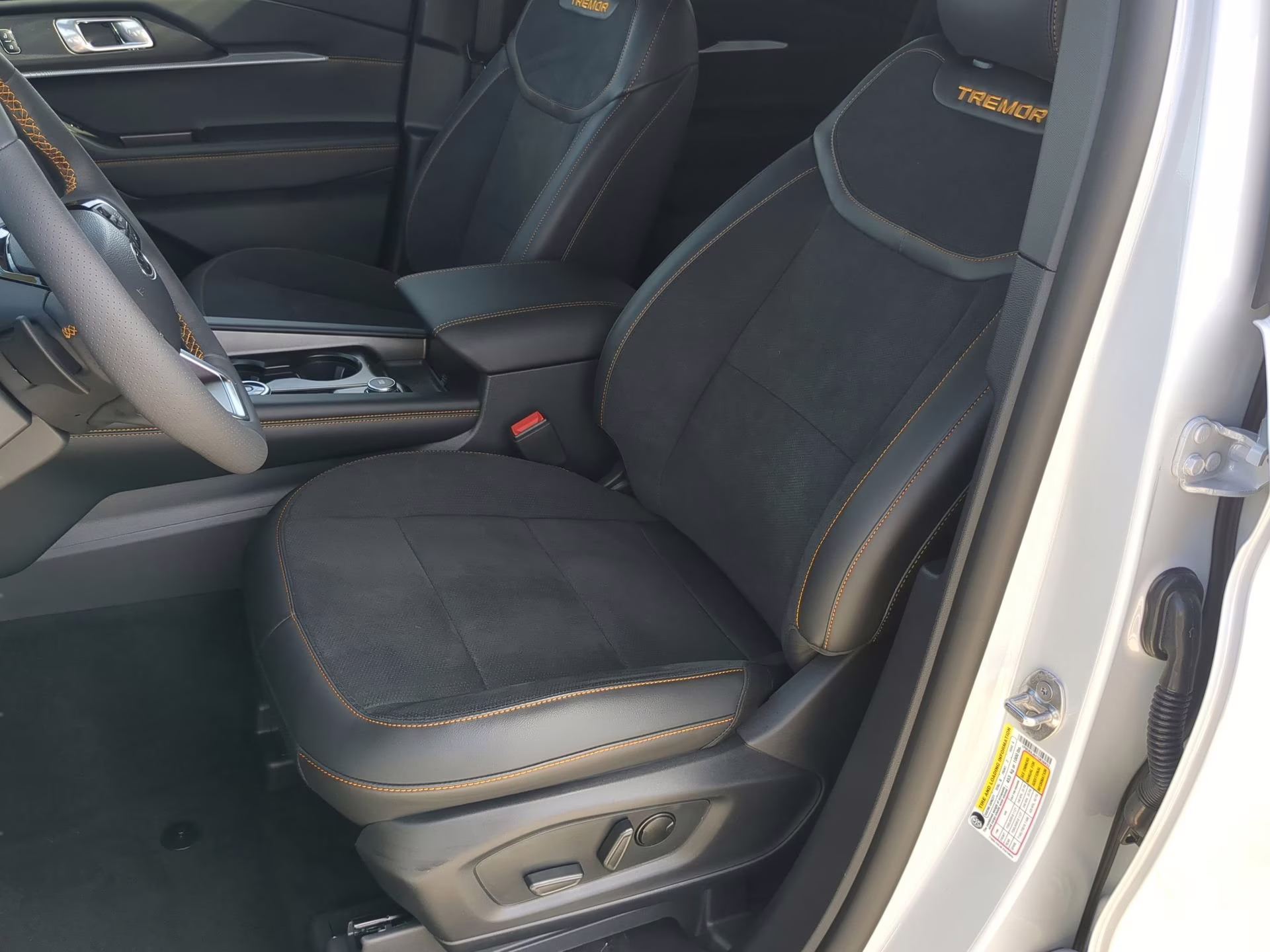 2026 Space White Metallic Ford Explorer Tremor 4X4 SUV