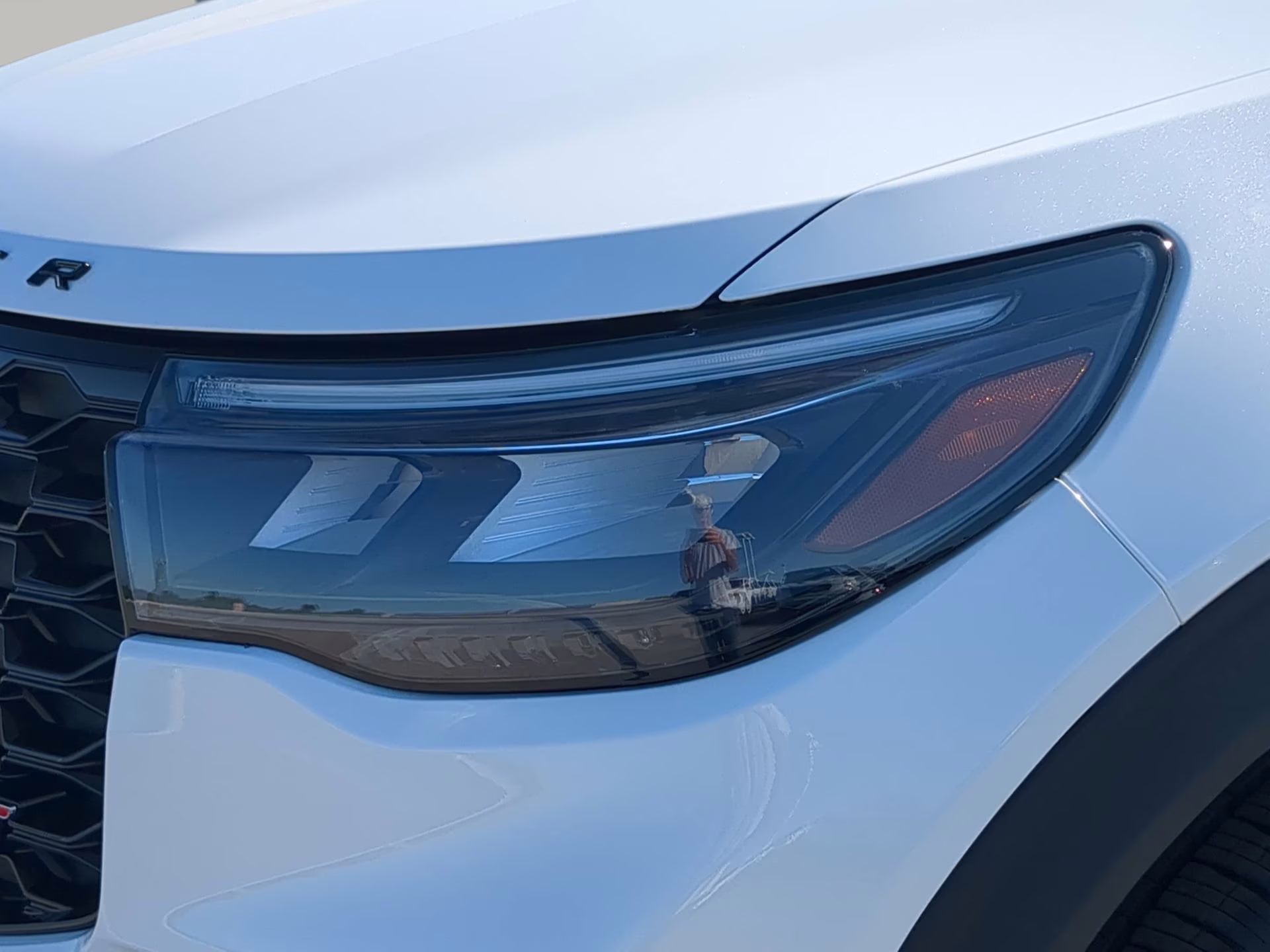 2026 Star White Metallic Tri-Coat Ford Explorer ST RWD SUV