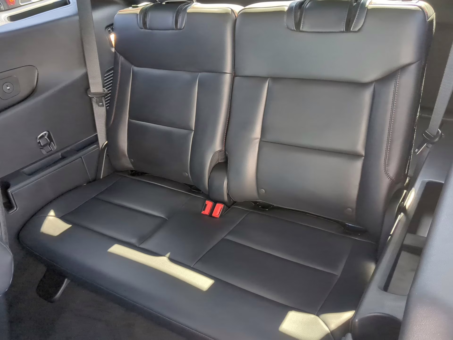 2026 Space White Metallic Ford Explorer ST RWD SUV