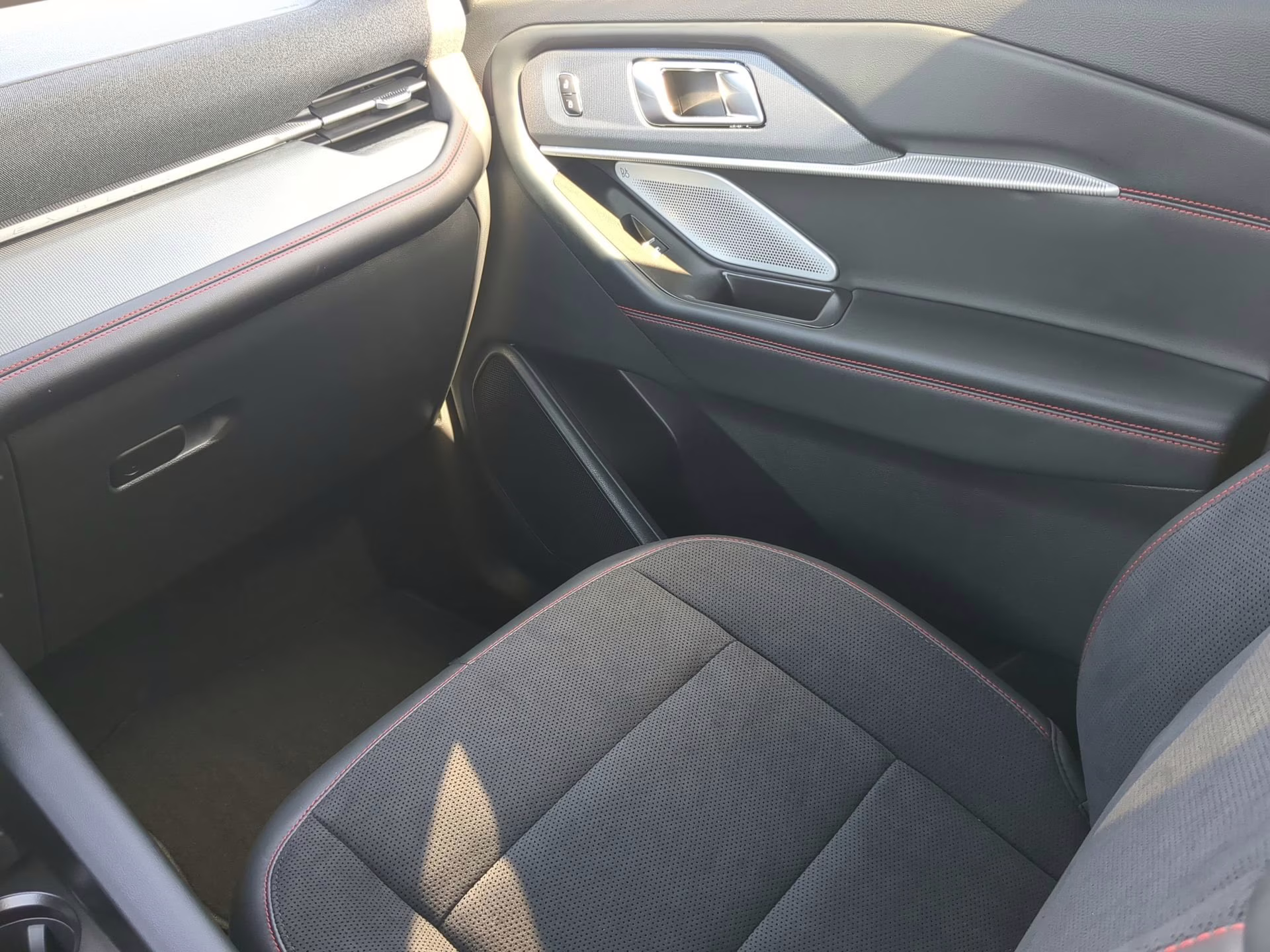 2026 Marsh Gray Ford Explorer ST RWD SUV