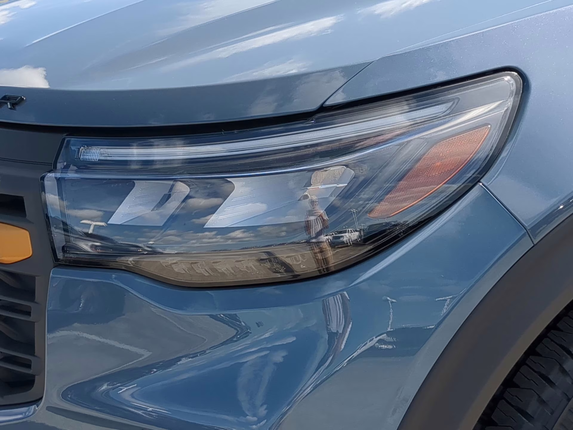 2026 Vapor Blue Metallic Ford Explorer Tremor 4X4 SUV