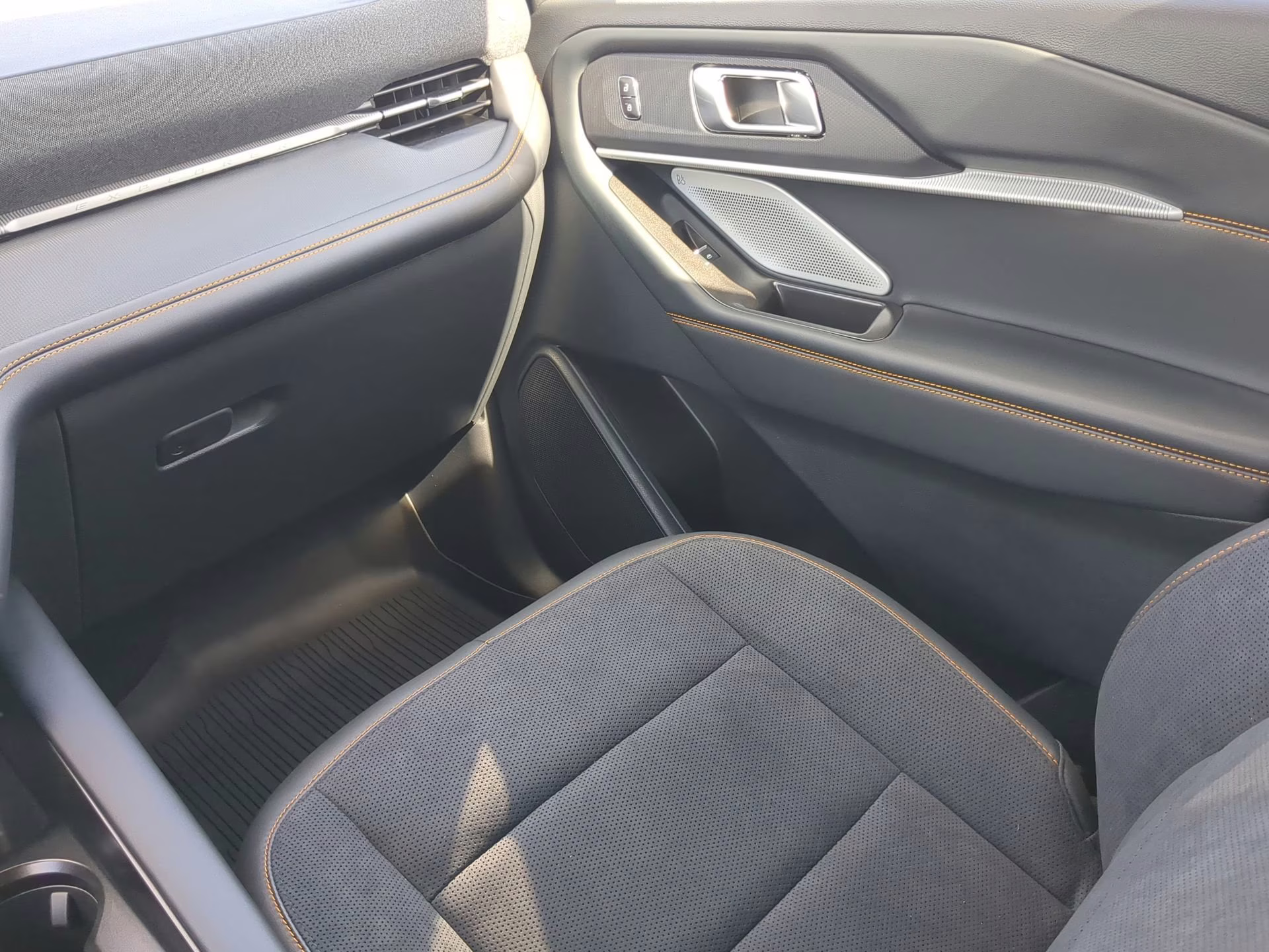 2026 Vapor Blue Metallic Ford Explorer Tremor 4X4 SUV