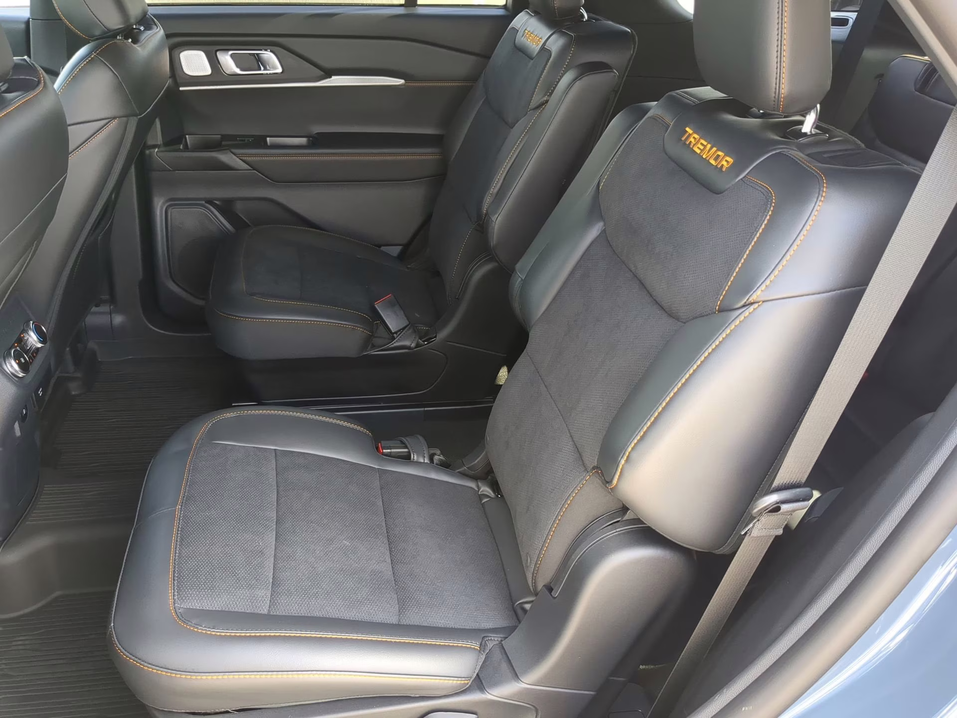 2026 Vapor Blue Metallic Ford Explorer Tremor 4X4 SUV