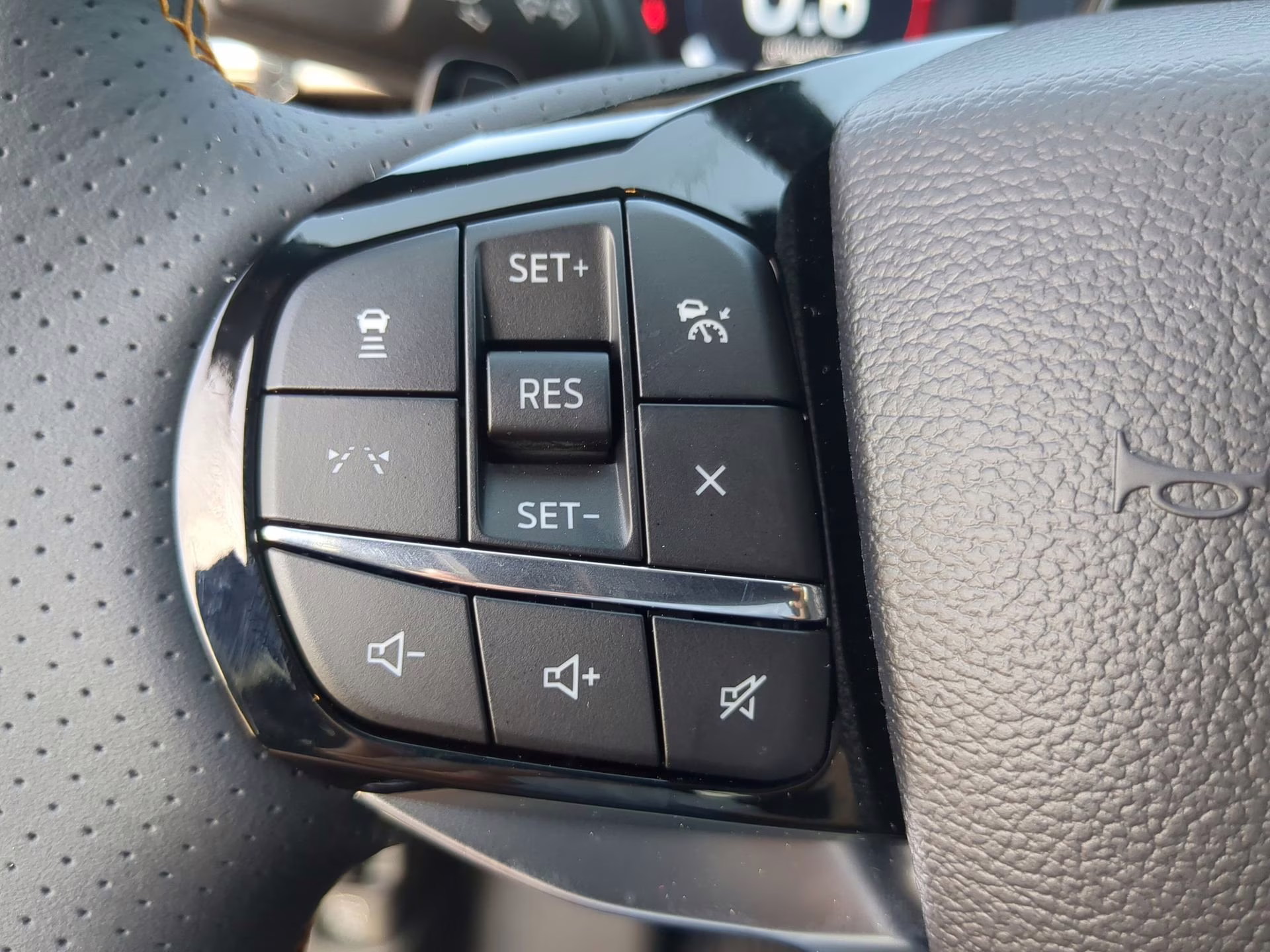 2026 Marsh Gray Ford Explorer Tremor 4X4 SUV