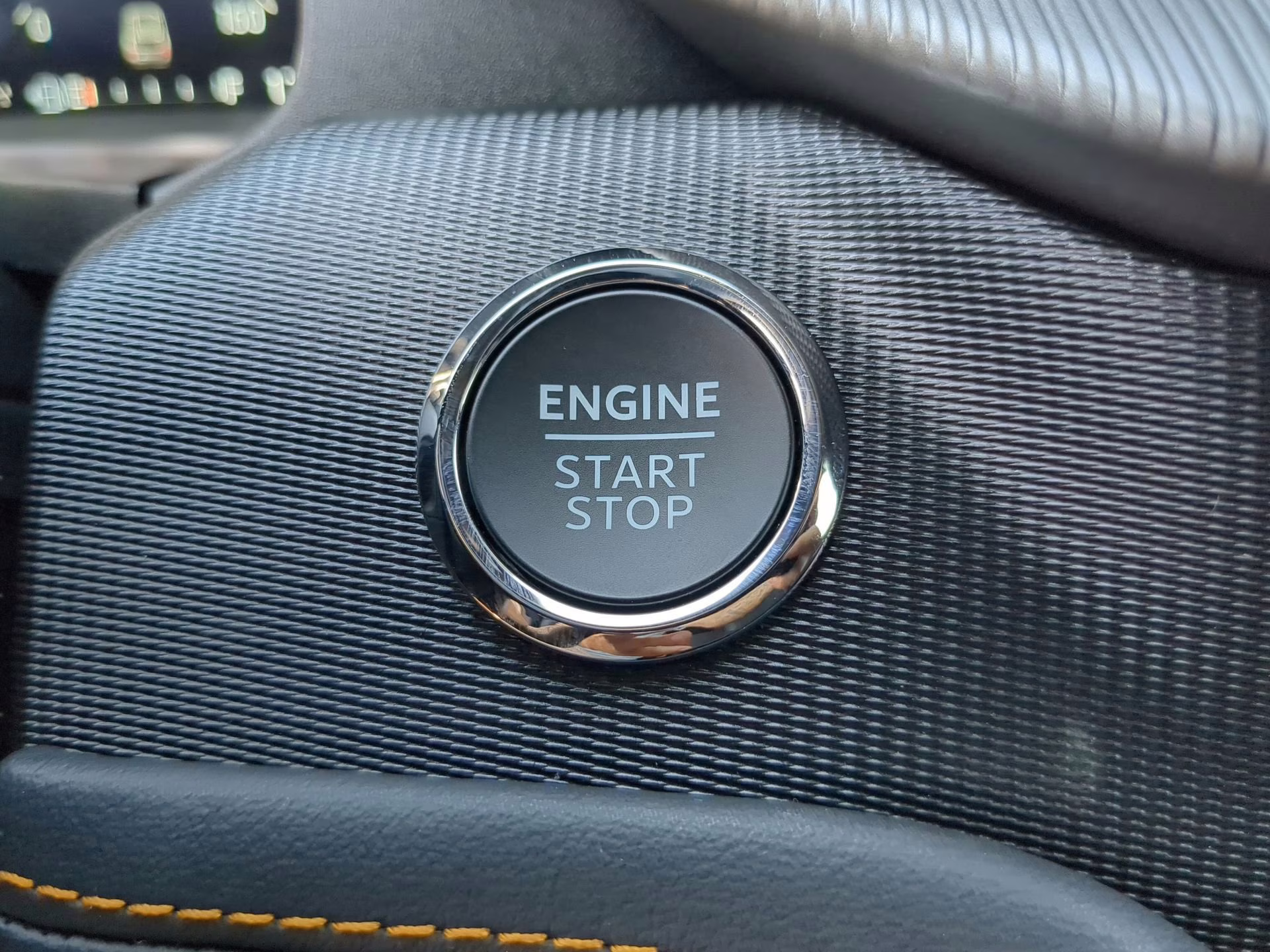 2026 Star White Metallic Tri-Coat Ford Explorer Tremor 4X4 SUV