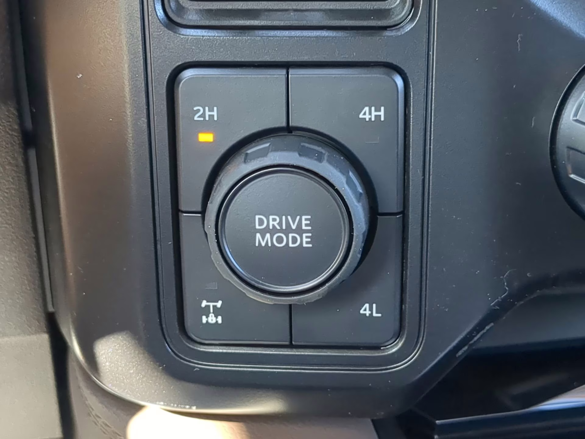 2026 Star White Metallic Tri-Coat Ford Super Duty F-250 SRW King Ranch Crew Cab Pickup 4X4 Truck