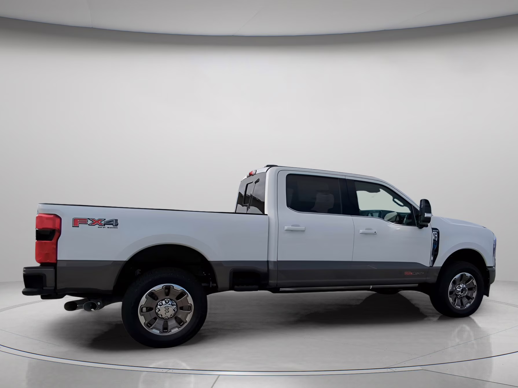 2026 Star White Metallic Tri-Coat Ford Super Duty F-350 SRW King Ranch Crew Cab Pickup 4X4 Truck