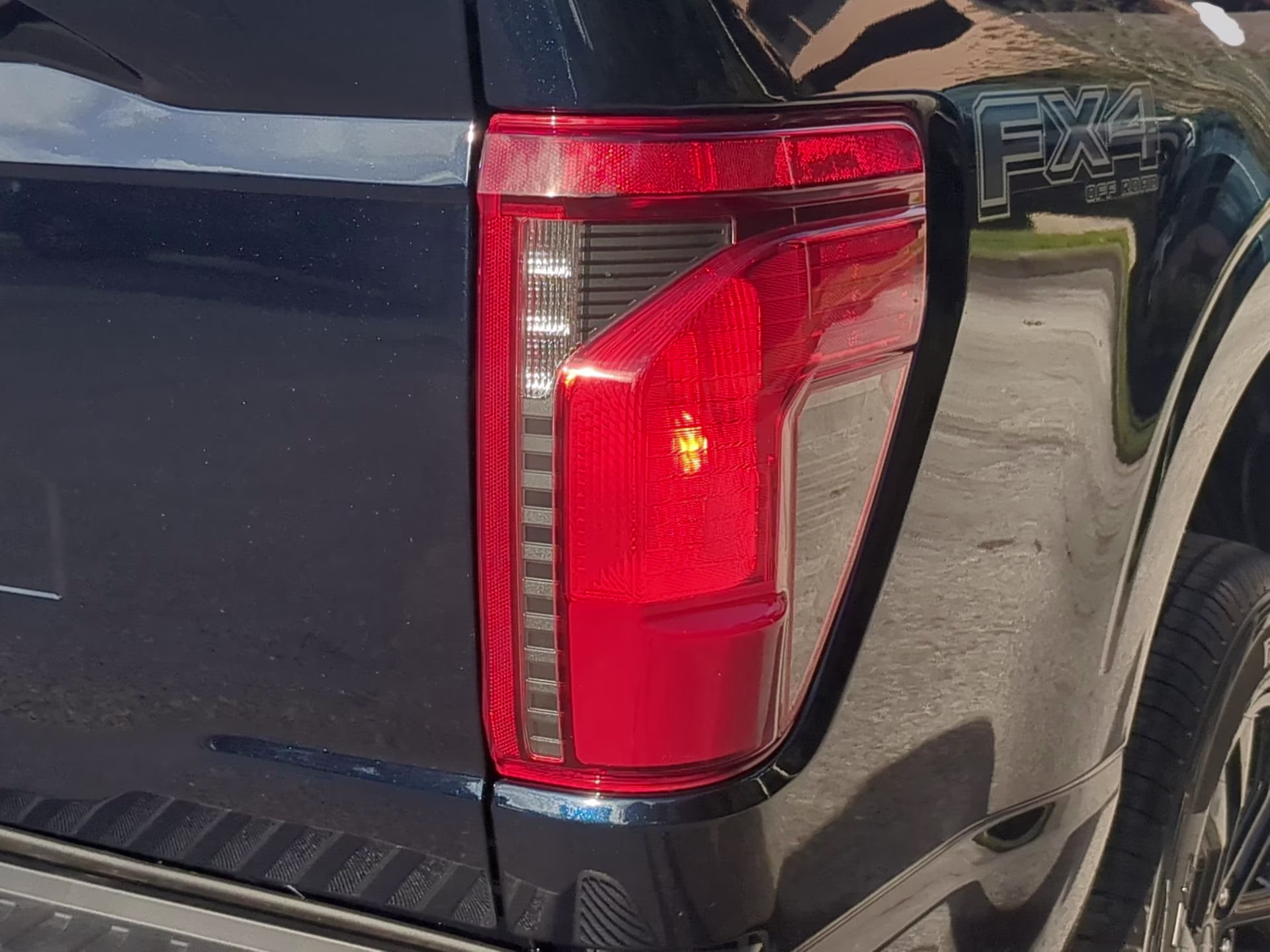 2026 Antimatter Blue Metallic Ford F-150 XLT Crew Cab Pickup 4X4 Truck
