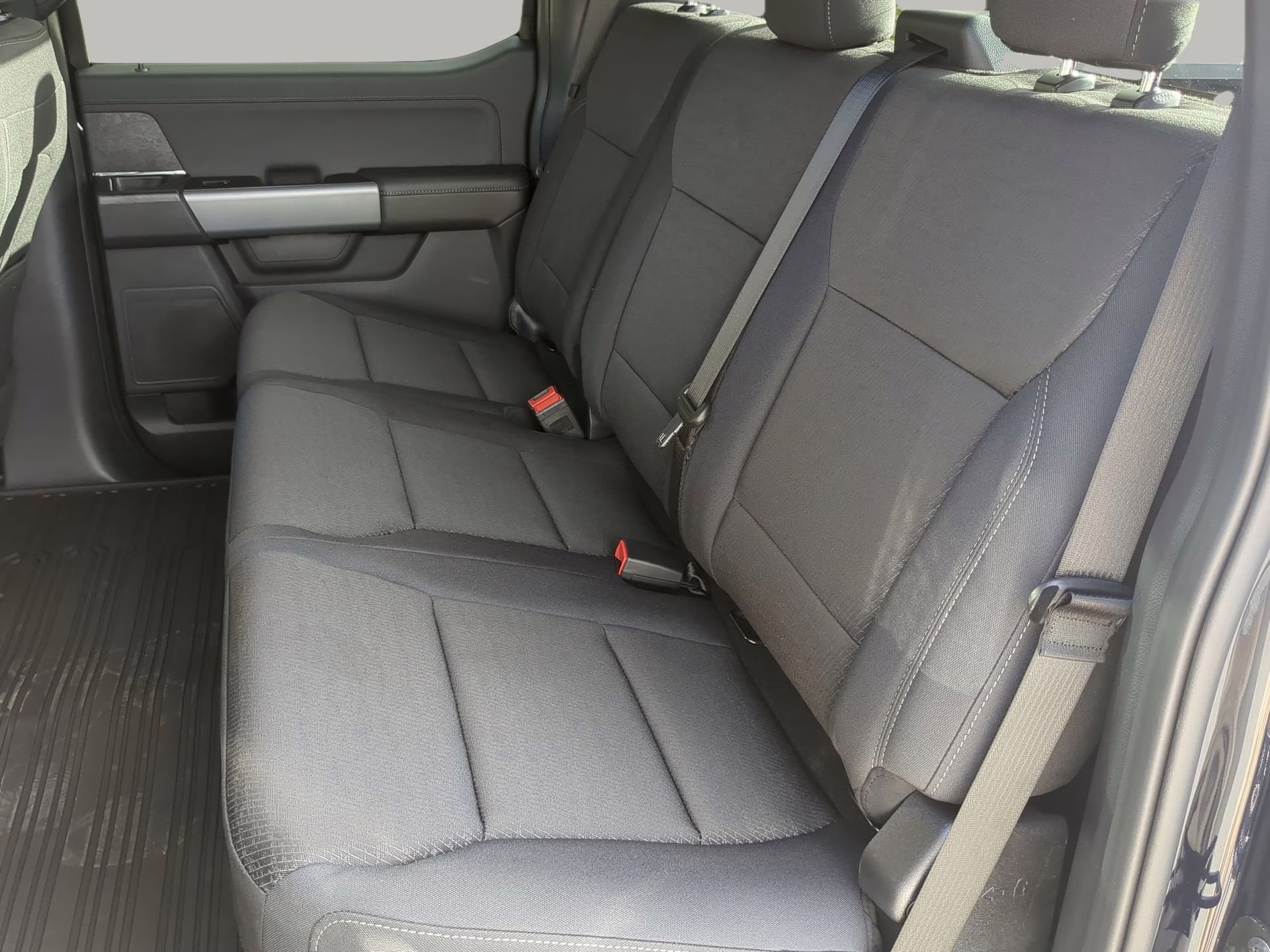 2026 Antimatter Blue Metallic Ford F-150 XLT Crew Cab Pickup 4X4 Truck