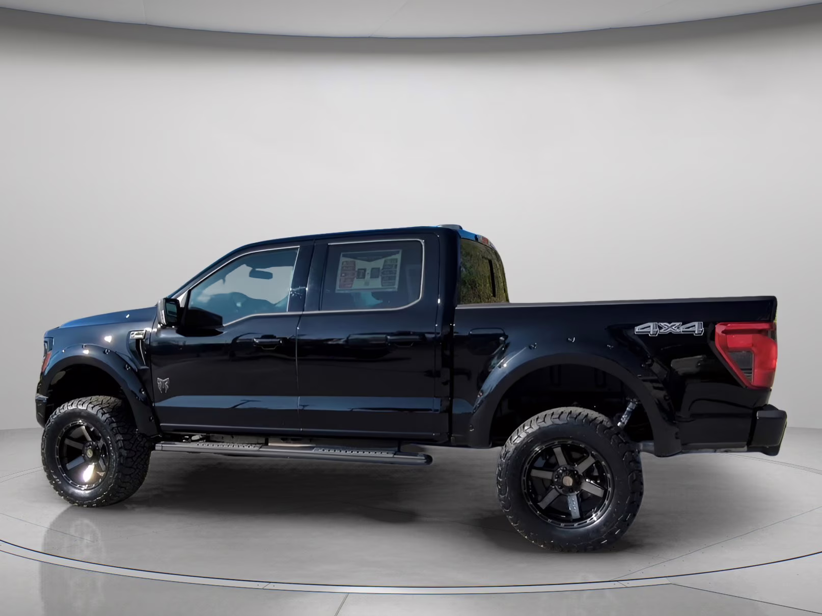 2026 Agate Black Metallic Ford F-150 XLT Crew Cab Pickup 4X4 Truck