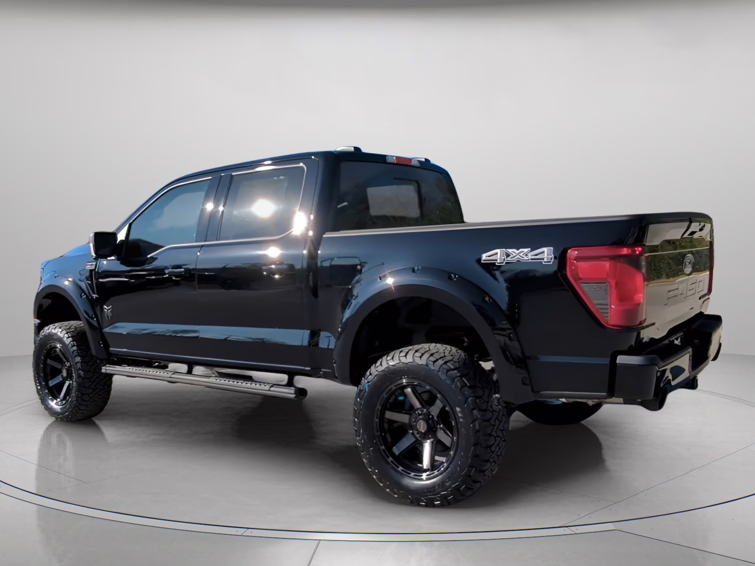 2026 Agate Black Metallic Ford F-150 XLT Crew Cab Pickup 4X4 Truck