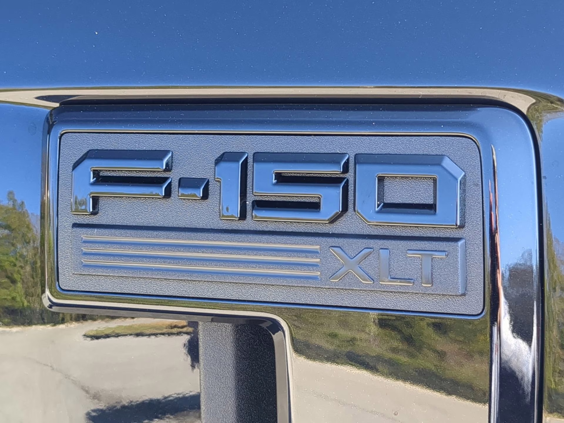 2026 Agate Black Metallic Ford F-150 XLT Crew Cab Pickup 4X4 Truck