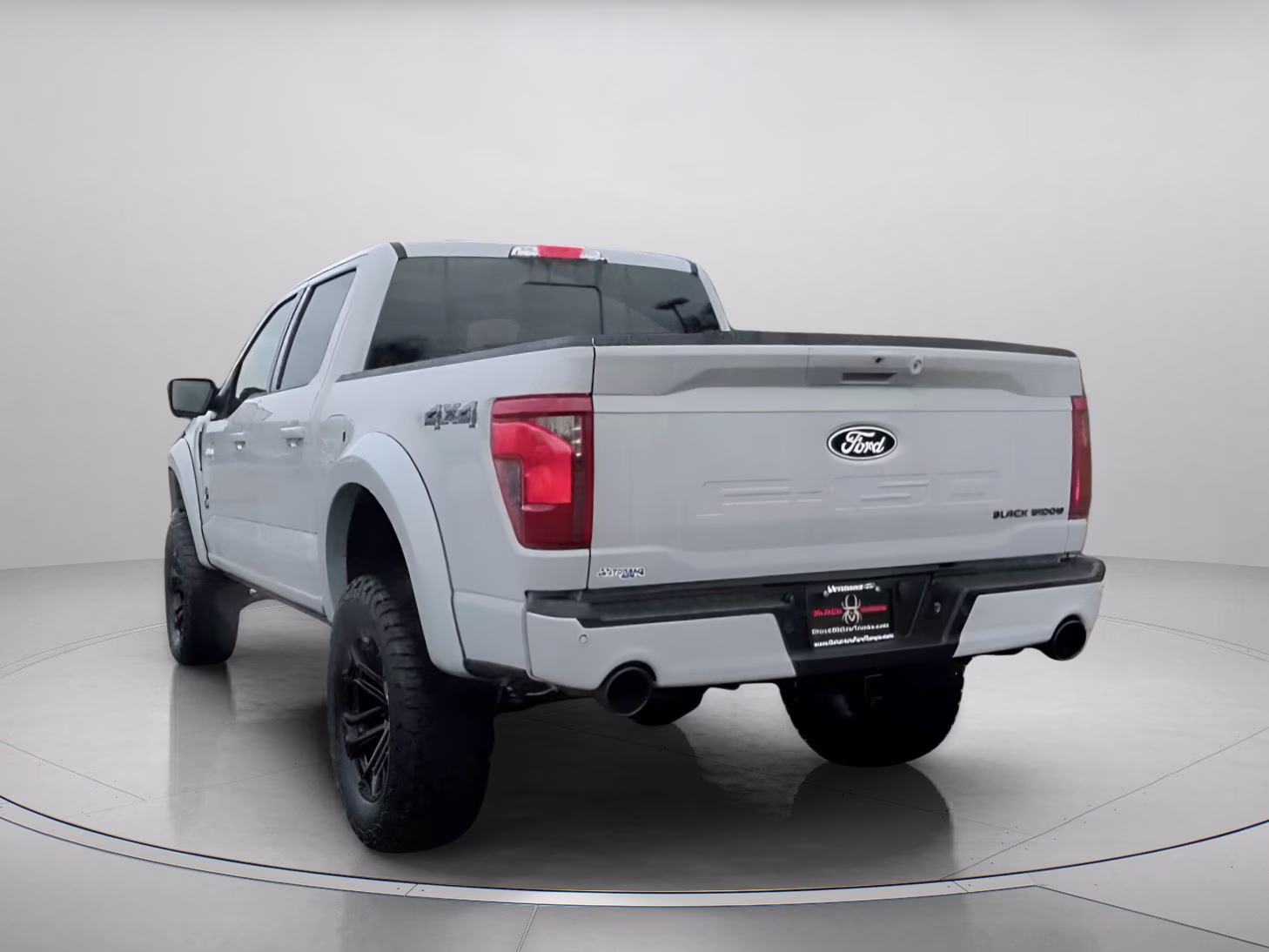 2026 Avalanche Ford F-150 XLT Crew Cab Pickup 4X4 Truck