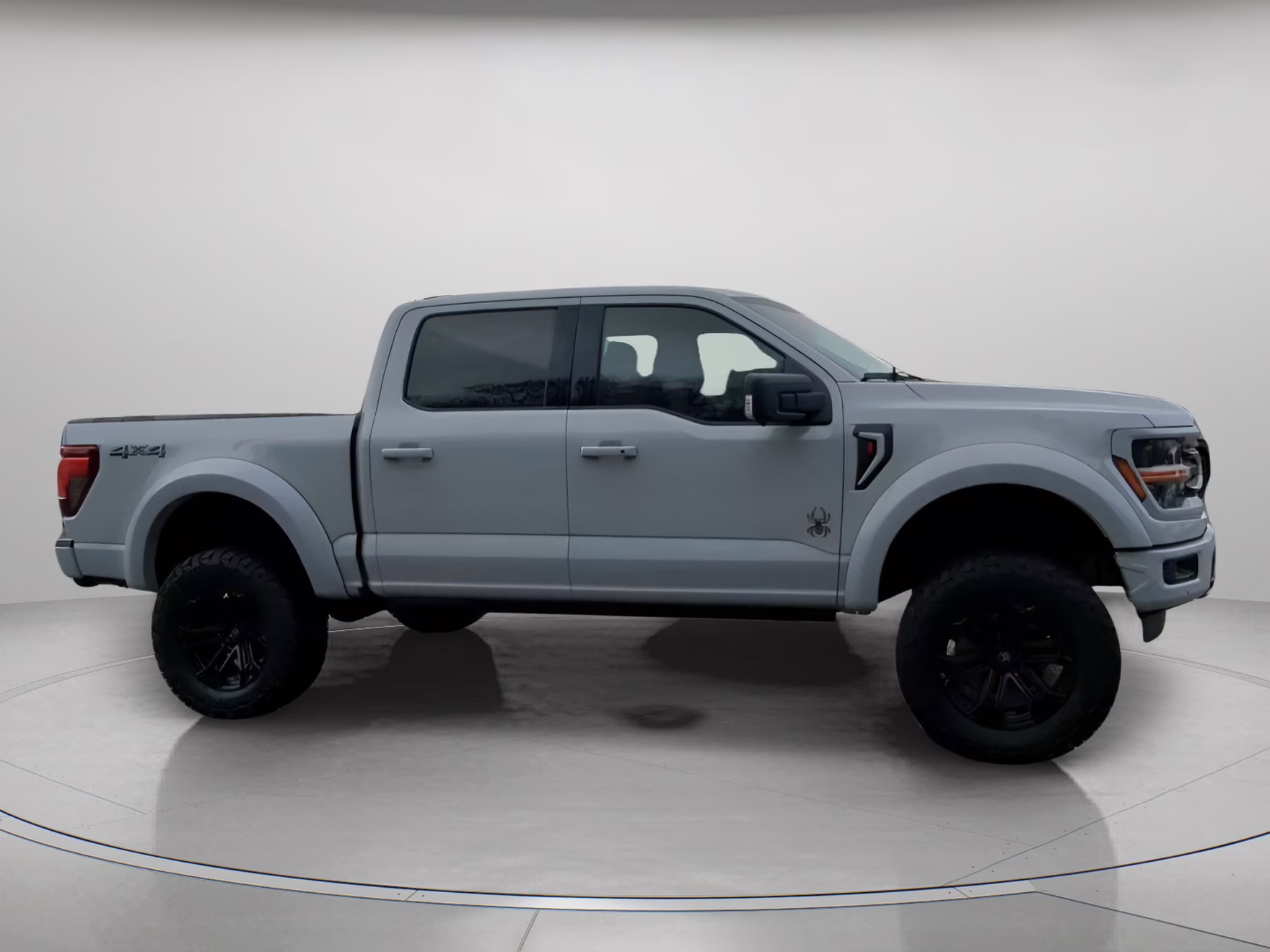 2026 Avalanche Ford F-150 XLT Crew Cab Pickup 4X4 Truck