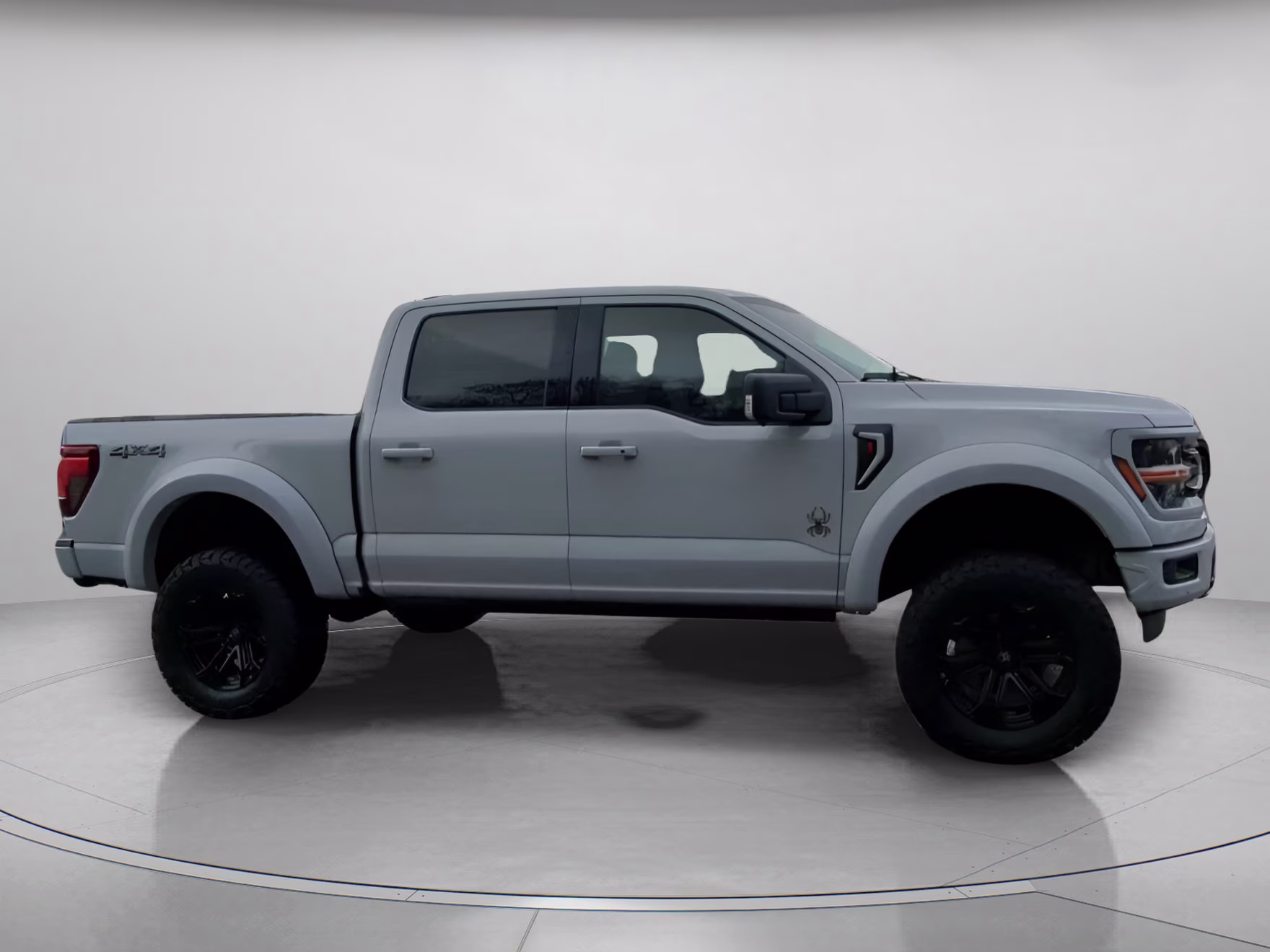 2026 Avalanche Ford F-150 XLT Crew Cab Pickup 4X4 Truck