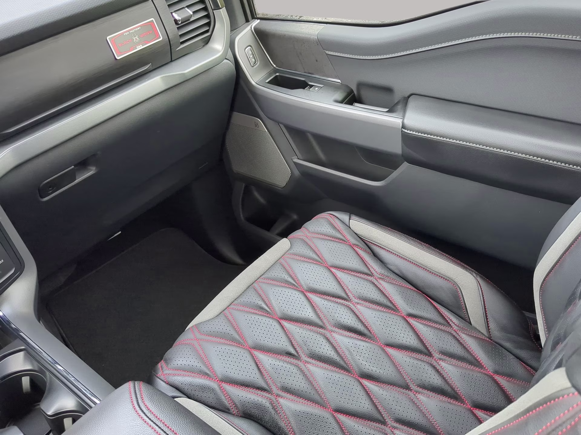 2026 Avalanche Ford F-150 XLT Crew Cab Pickup 4X4 Truck