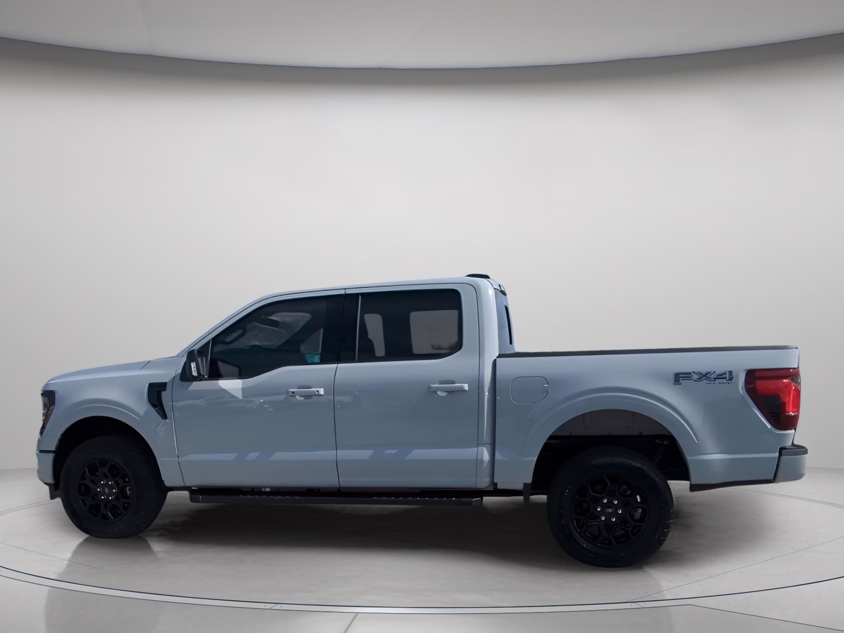 2026 Avalanche Ford F-150 XLT Crew Cab Pickup 4X4 Truck