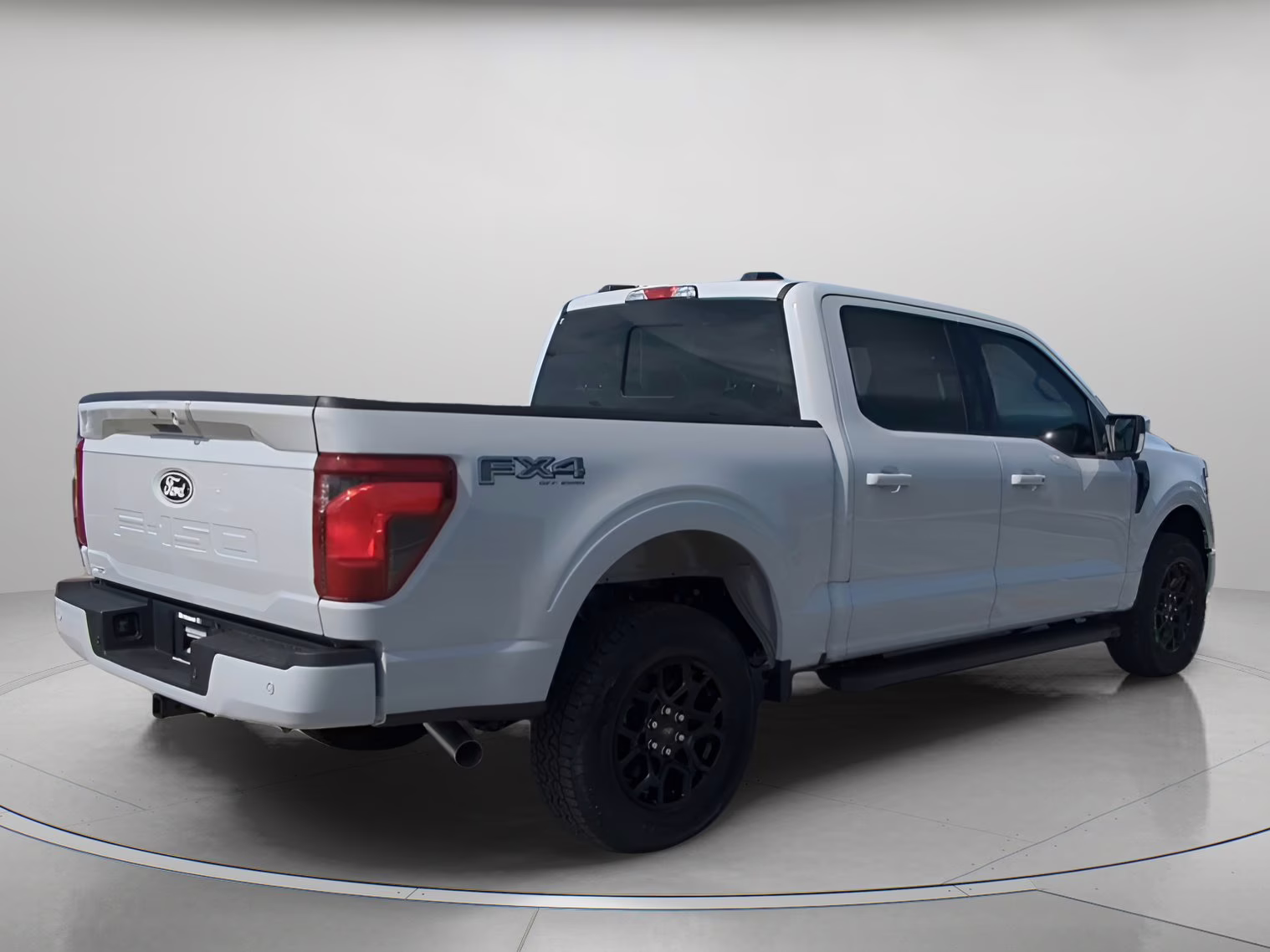 2026 Avalanche Ford F-150 XLT Crew Cab Pickup 4X4 Truck