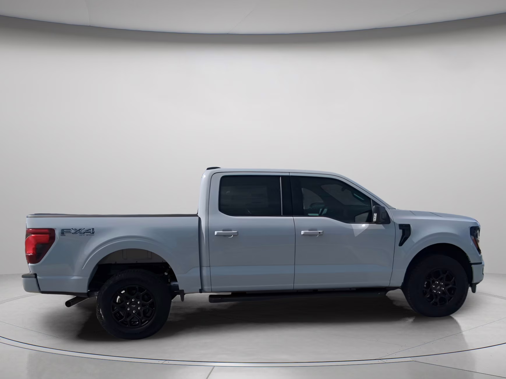 2026 Avalanche Ford F-150 XLT Crew Cab Pickup 4X4 Truck