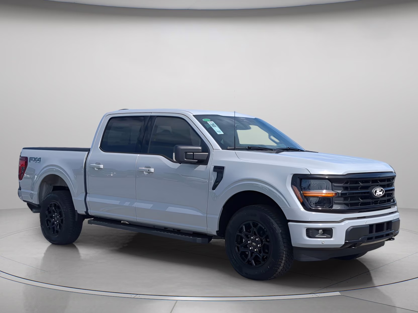 2026 Avalanche Ford F-150 XLT Crew Cab Pickup 4X4 Truck