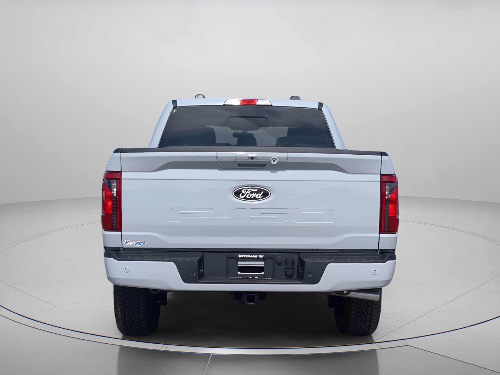 2026 Avalanche Ford F-150 XLT Crew Cab Pickup 4X4 Truck