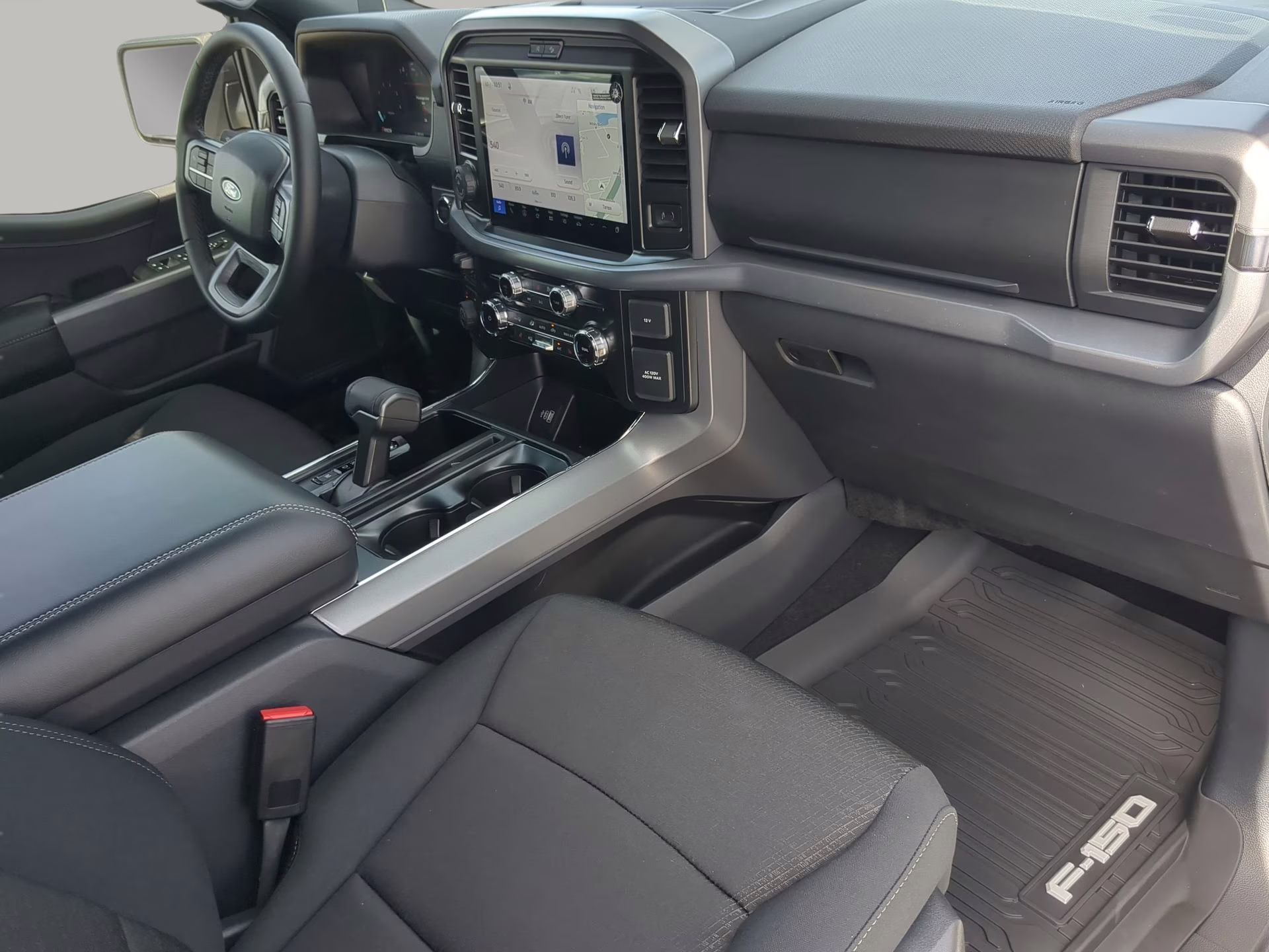 2026 Avalanche Ford F-150 XLT Crew Cab Pickup 4X4 Truck