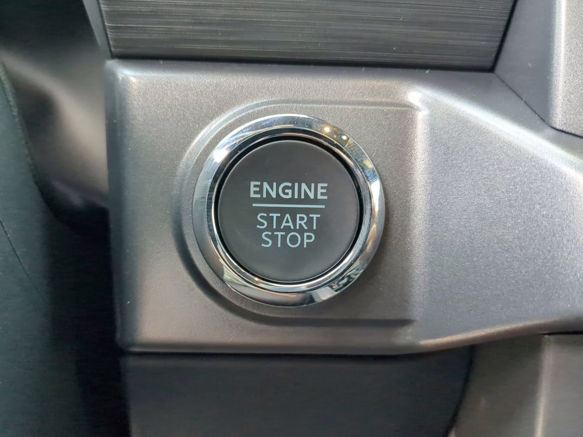 2026 Avalanche Ford F-150 XLT Crew Cab Pickup 4X4 Truck