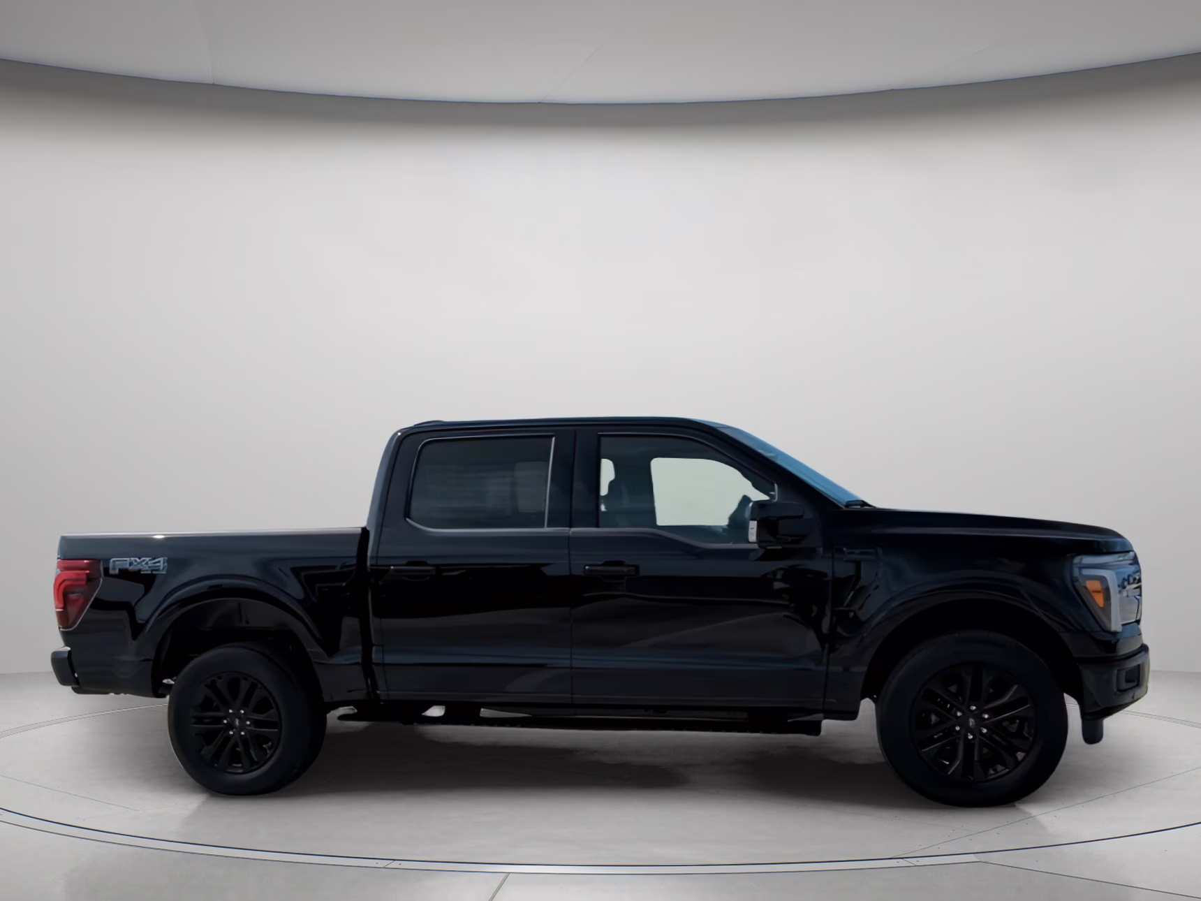 2026 Agate Black Metallic Ford F-150 LARIAT Crew Cab Pickup 4X4 Truck