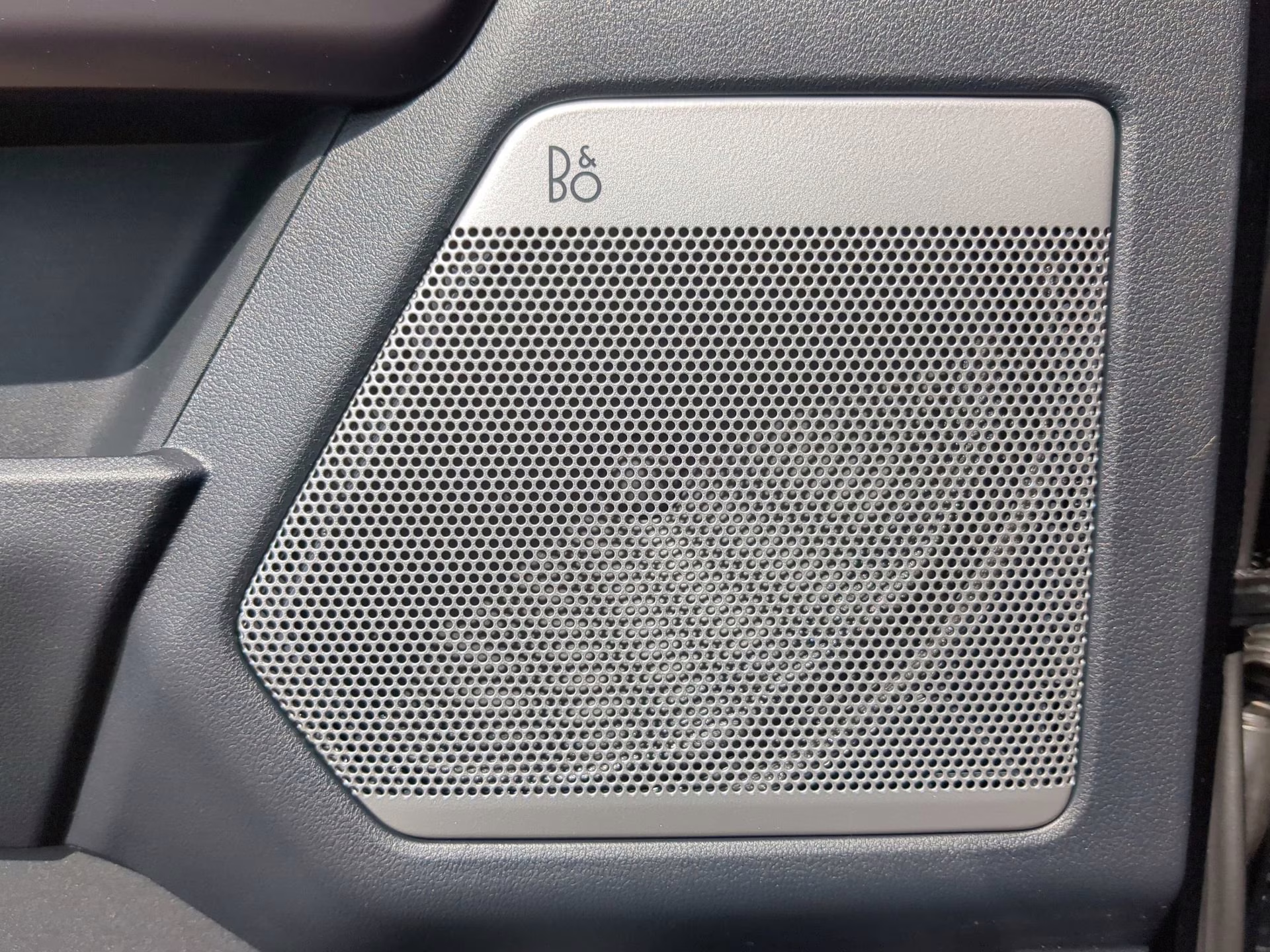 2026 Agate Black Metallic Ford F-150 LARIAT Crew Cab Pickup 4X4 Truck